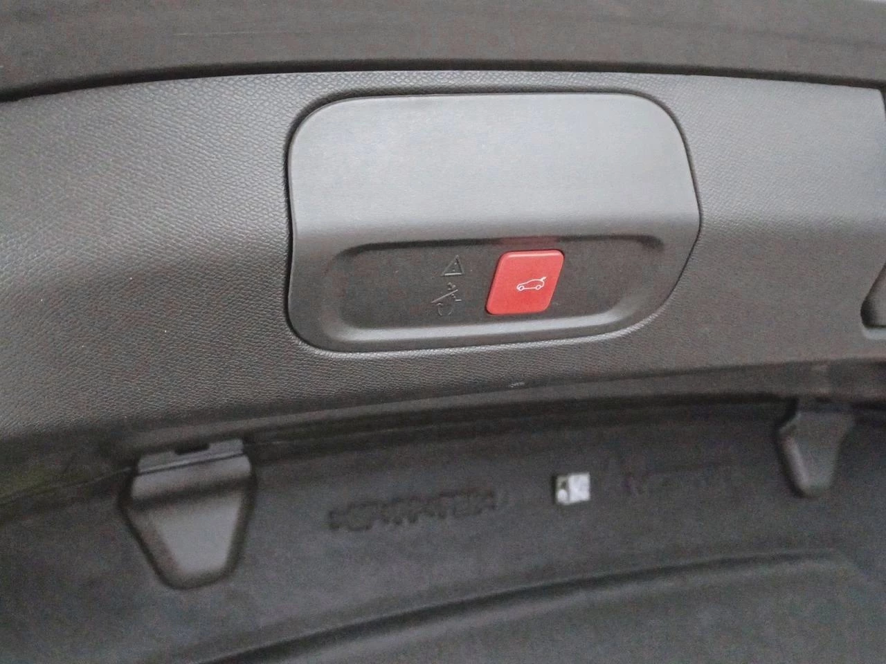 Peugeot-408-image-11