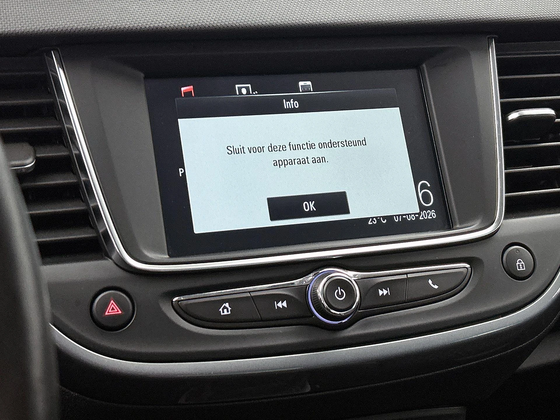 Opel-Crossland X-image-16