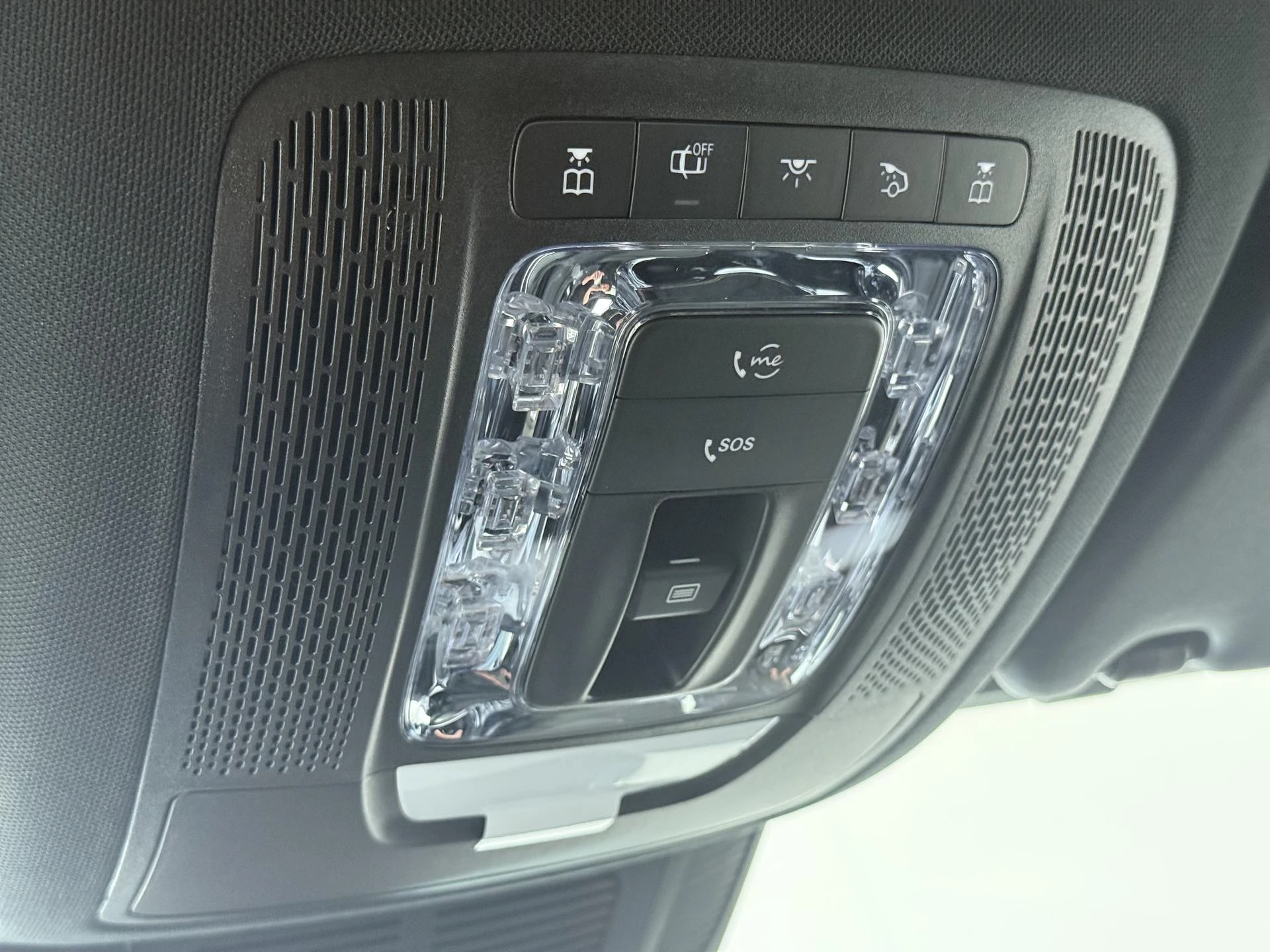 Mercedes-Benz-GLE-image-22