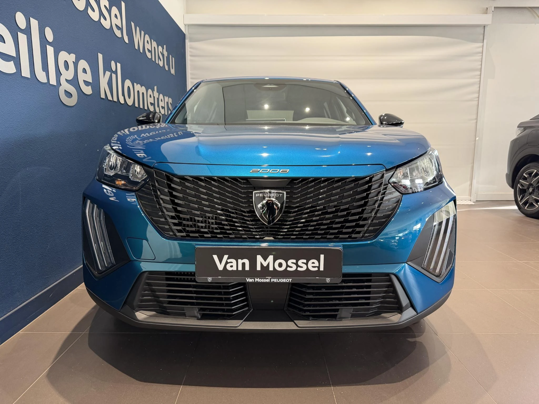 Peugeot-2008-image-2