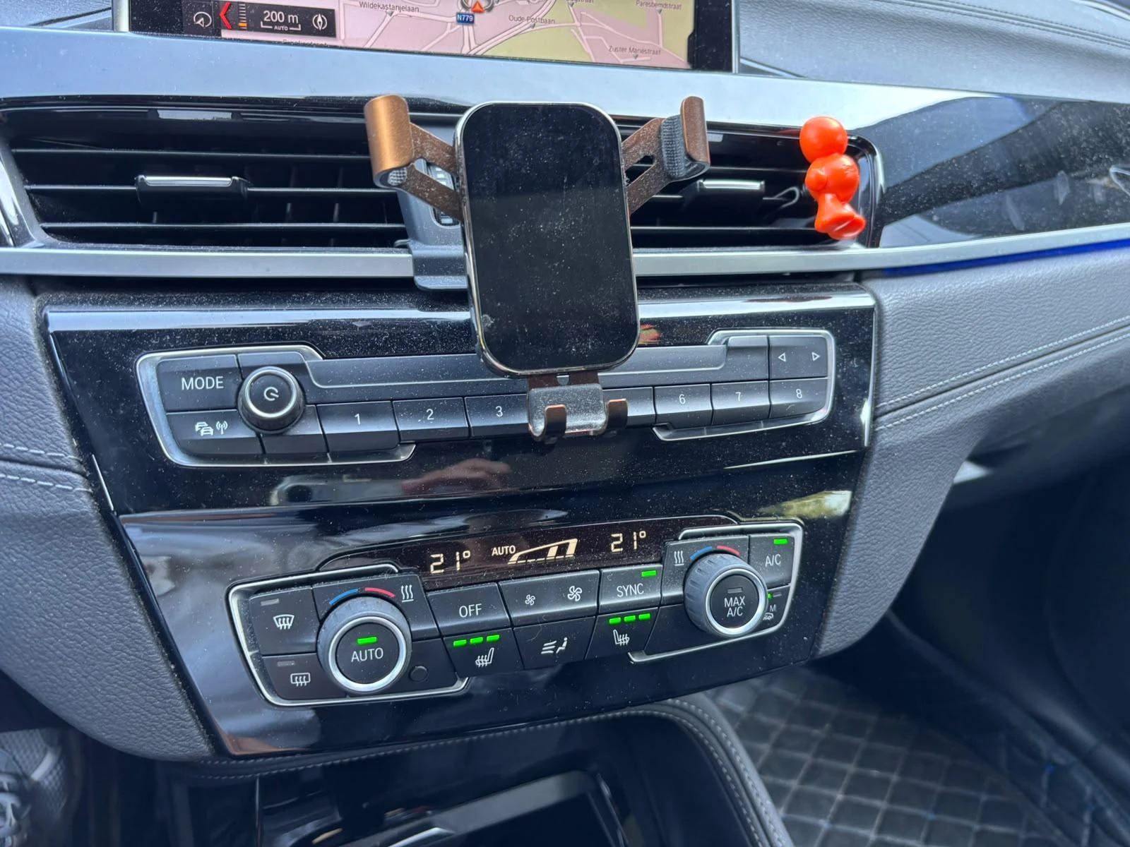 BMW X2 sDrive18dA 110kW Aut.