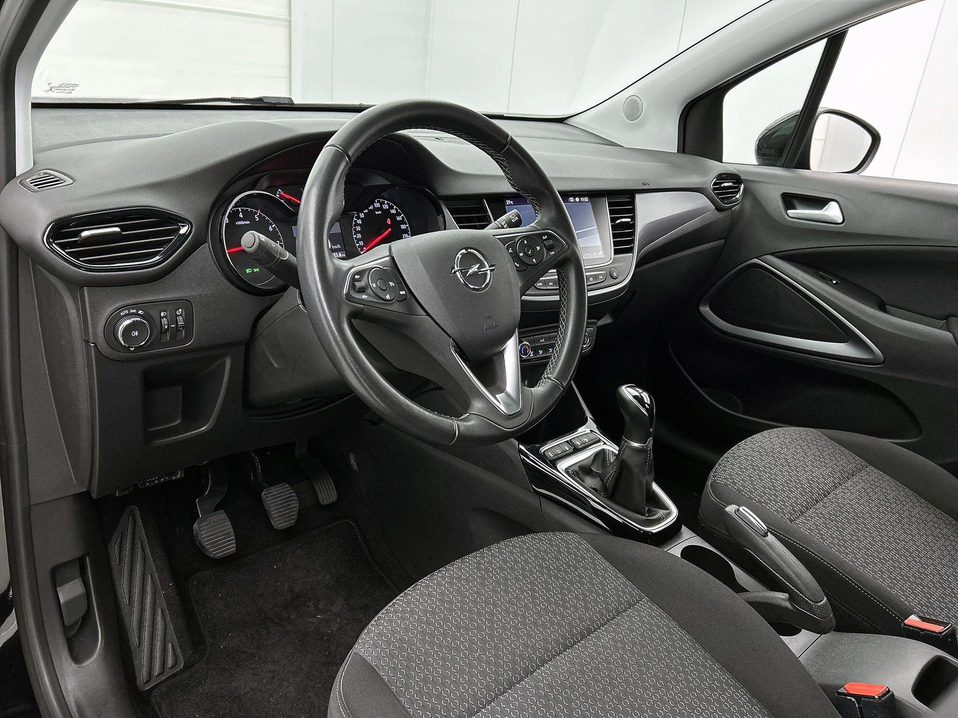 Opel-Crossland-image-19