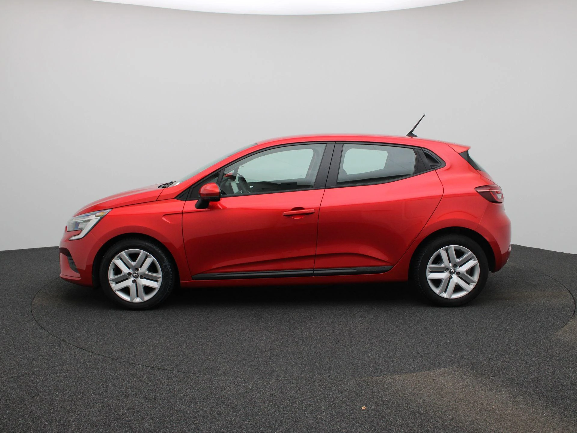 Renault-Clio-image-3