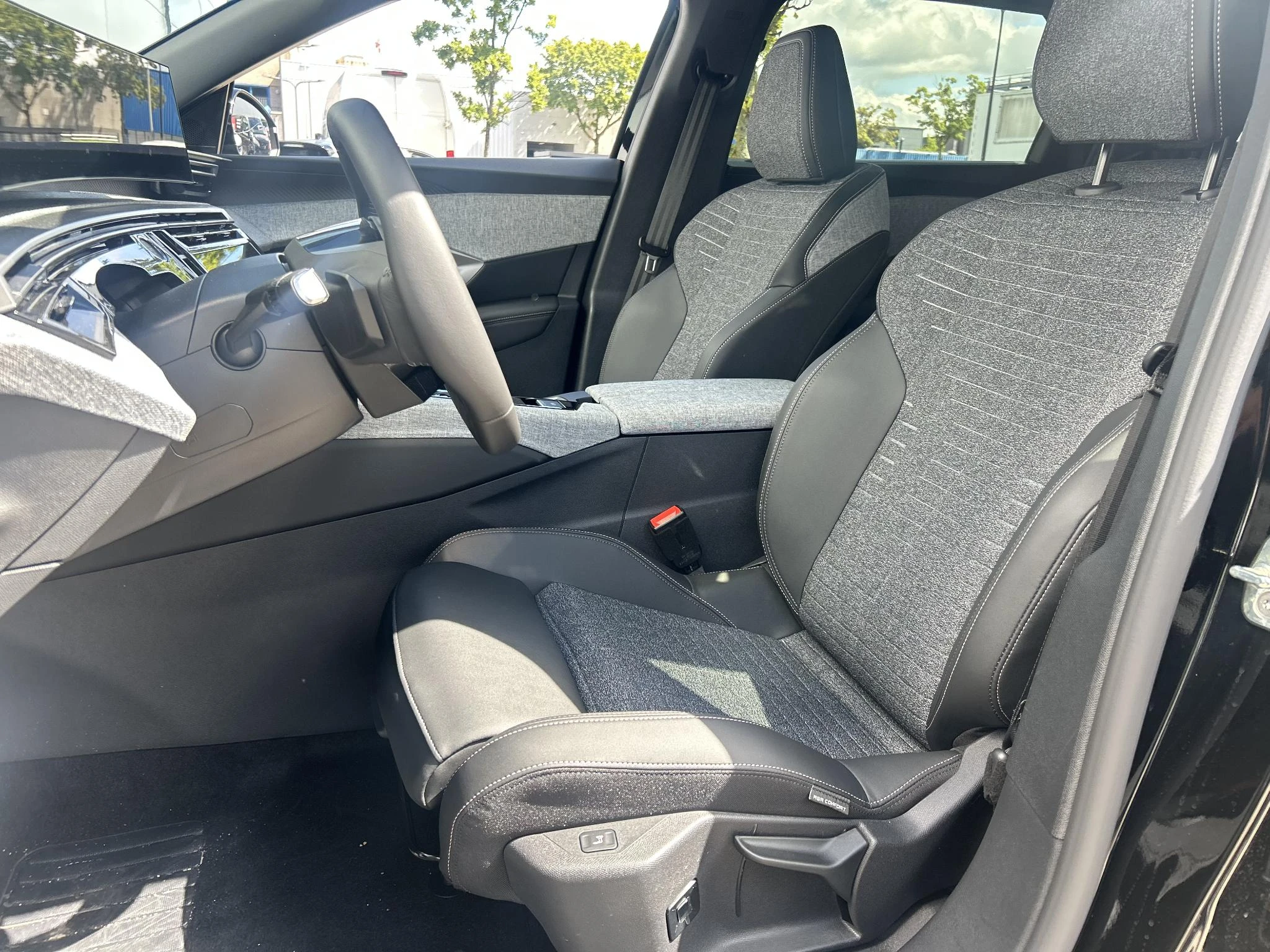 Peugeot-5008-image-17