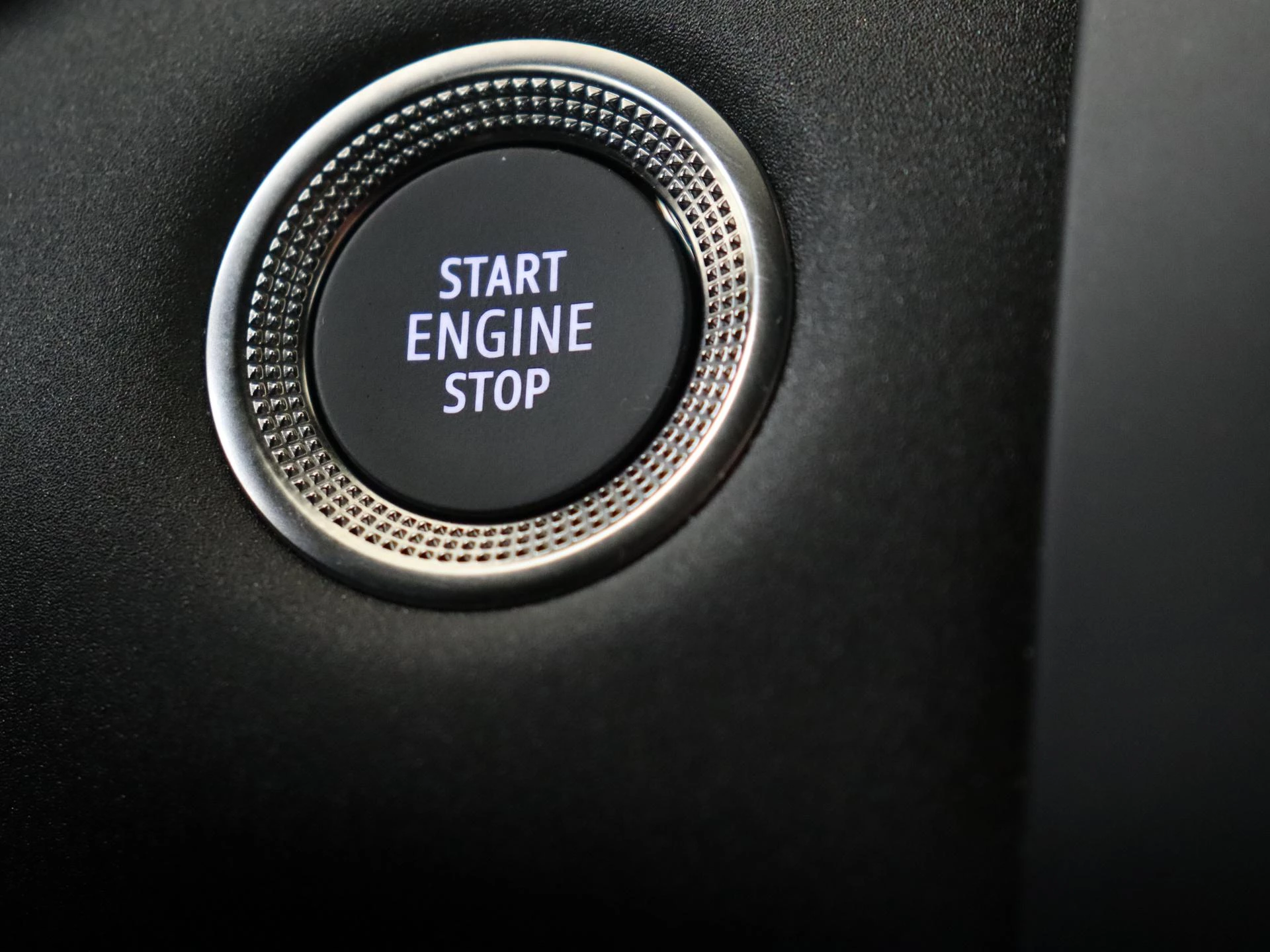 Renault-Captur-image-24