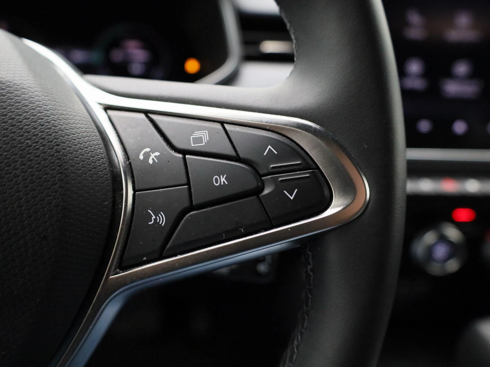 Renault-Clio-image-14