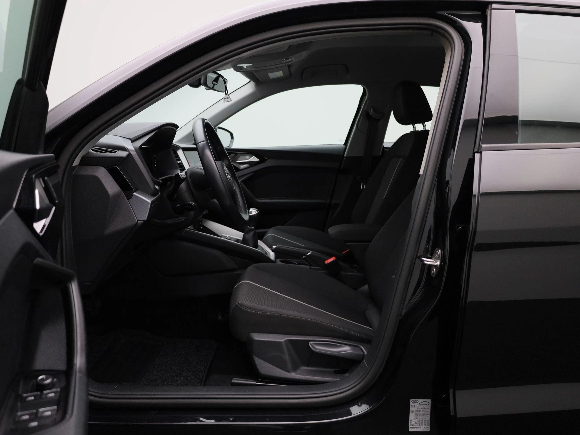 Audi-A1 Sportback-image-9