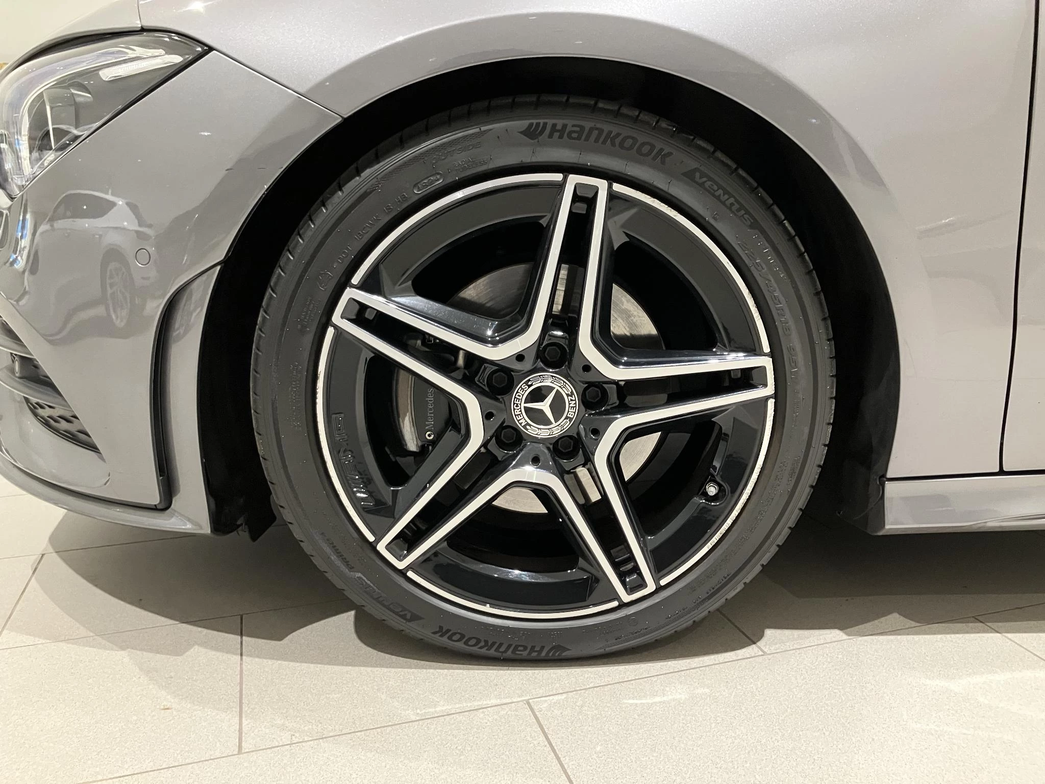 Mercedes-Benz-CLA-image-1