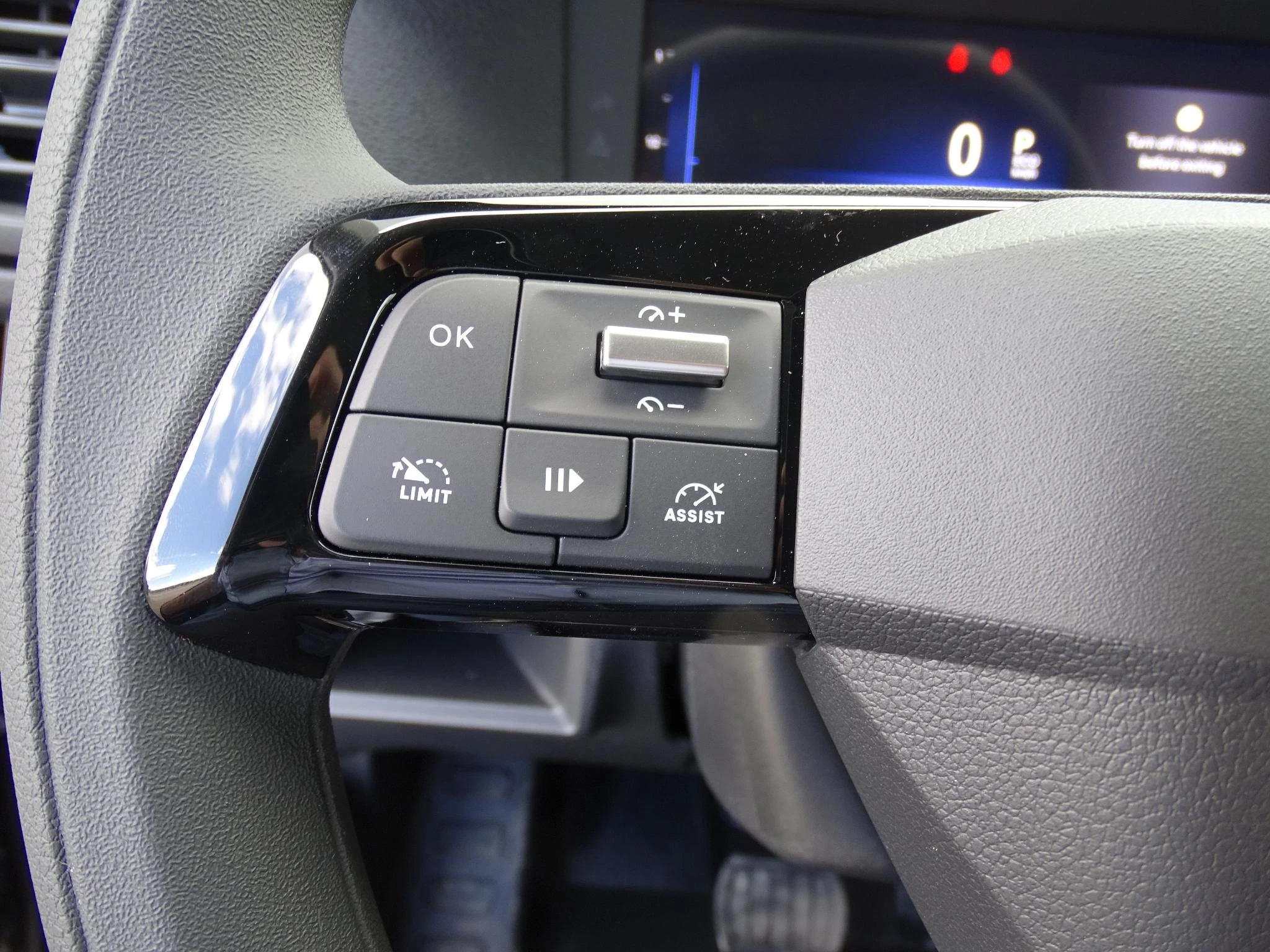 Opel-Vivaro-image-20