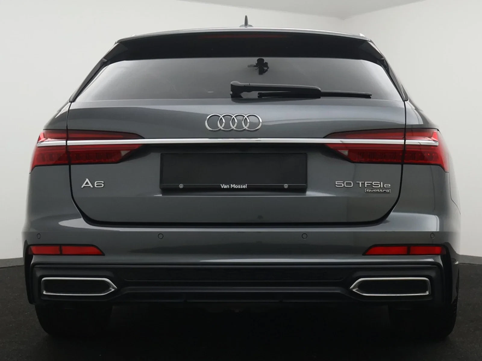 Audi A6 Avant PHEV Audi A6 Avant Business Edition Sport PHEV 50TFSI e QUATTRO 299PK *AUTOMAAT*PANODAK*LEDER*CAMERA*PDC*