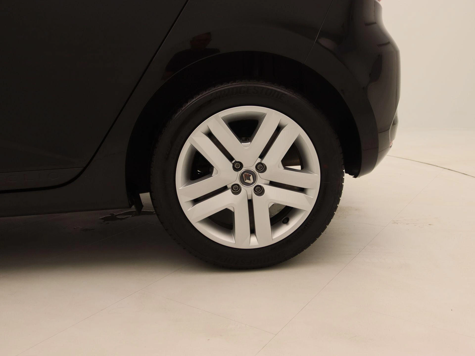 Renault-Clio-image-14