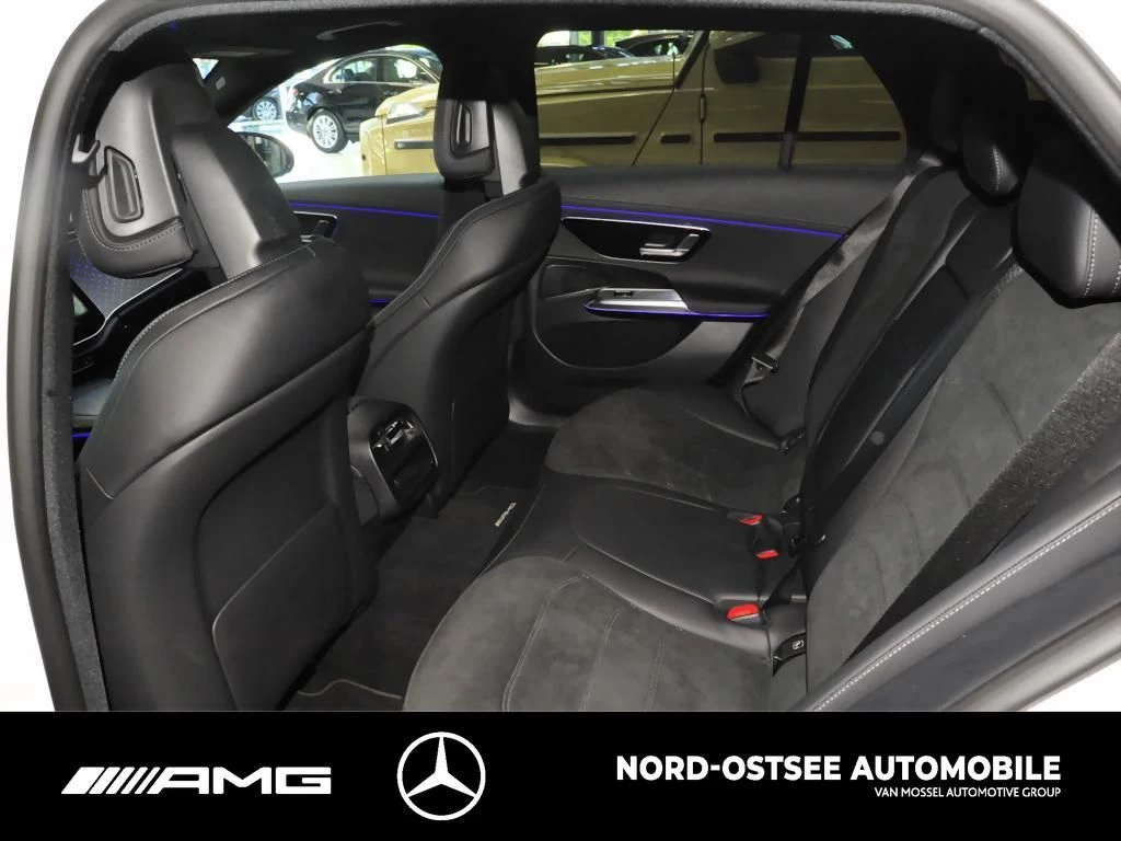 Mercedes-Benz E-Klasse 220 T d AMG DISTRO PANO 360° AHK ADV. NIGHT AMG Line