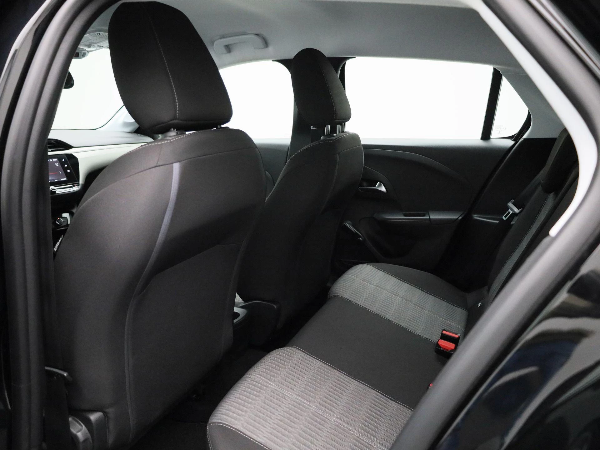 Opel-Corsa-image-9