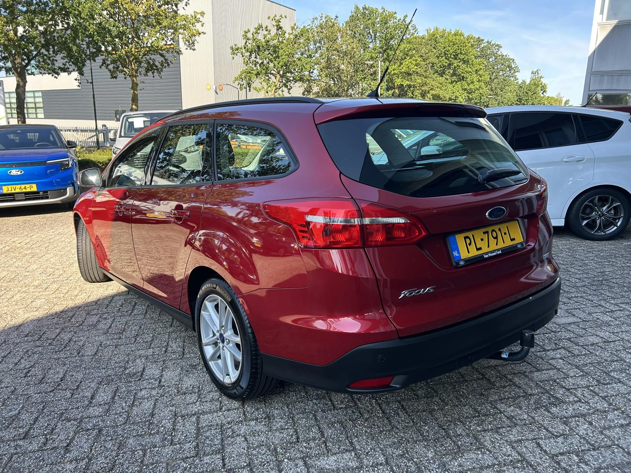 Ford-Focus-image-2