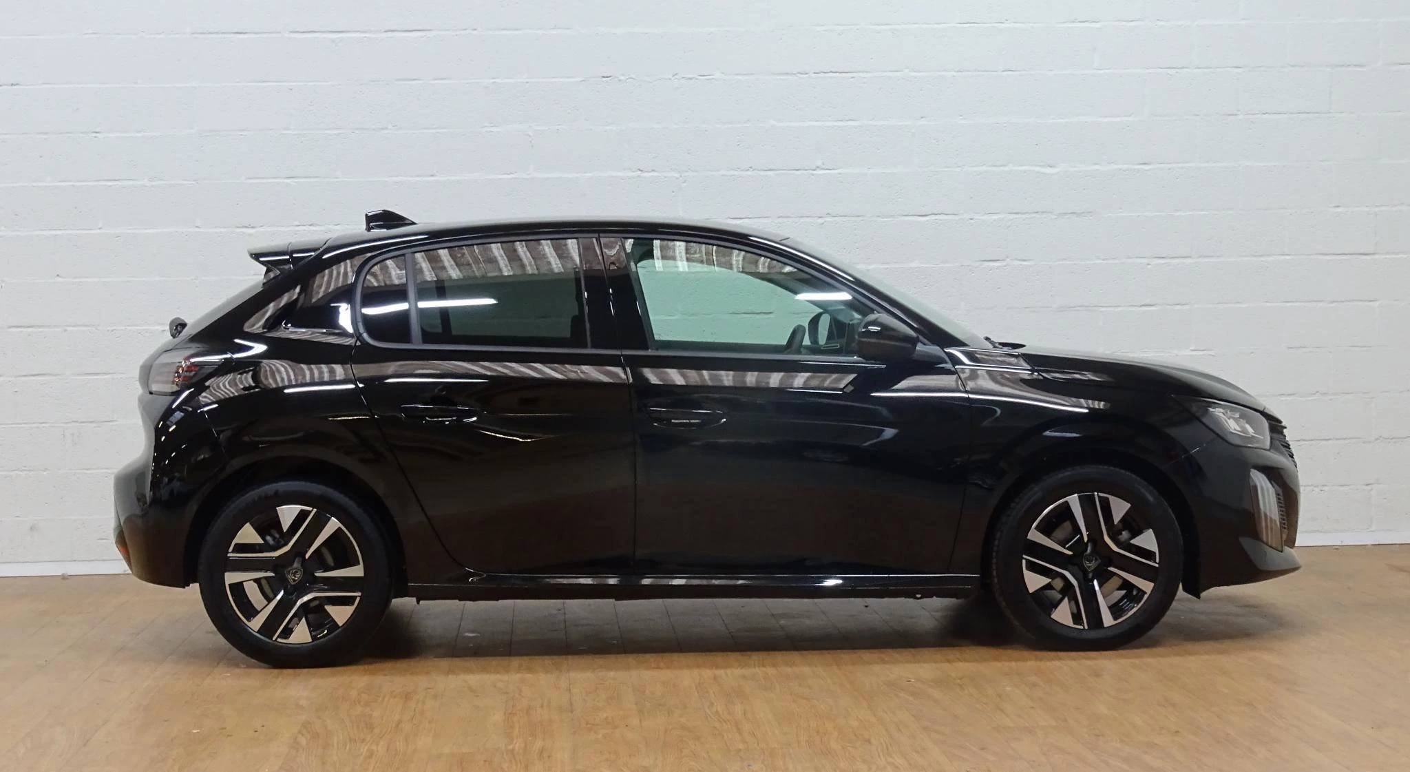 Peugeot 208 1.2T Allure