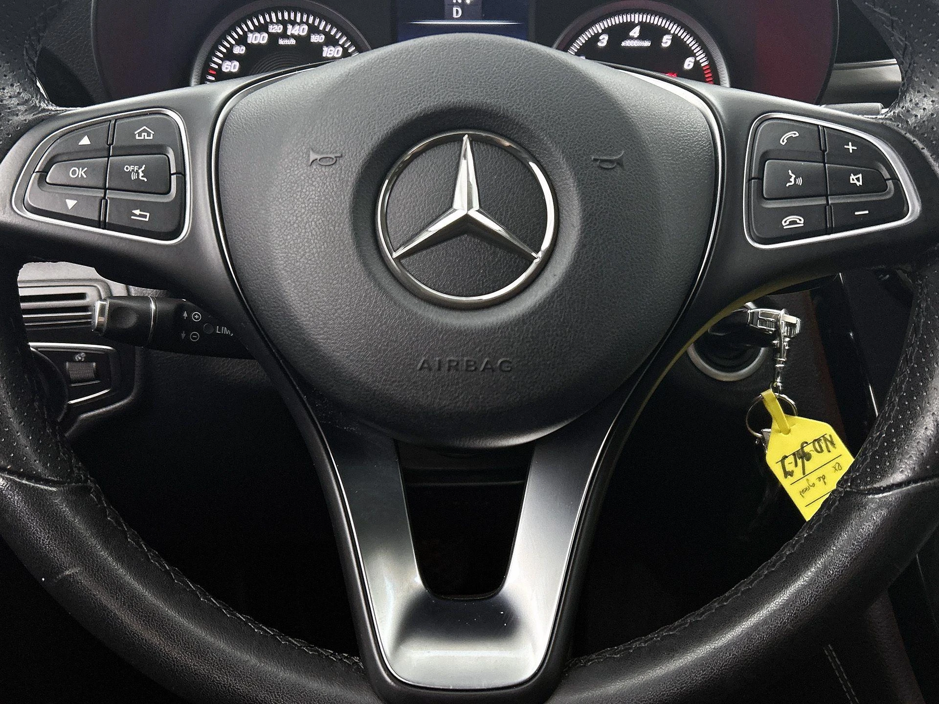 Mercedes-Benz-GLC-image-34