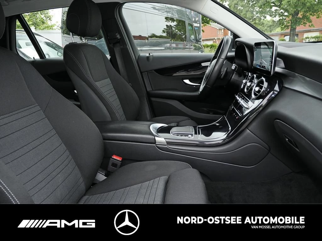 Mercedes-Benz GLC 220 d 4M KAMERA AHK LED SHZ TEMPOMATX254 GLC 220 d 4M KAMERA AHK LED SHZ TEMPOMAT