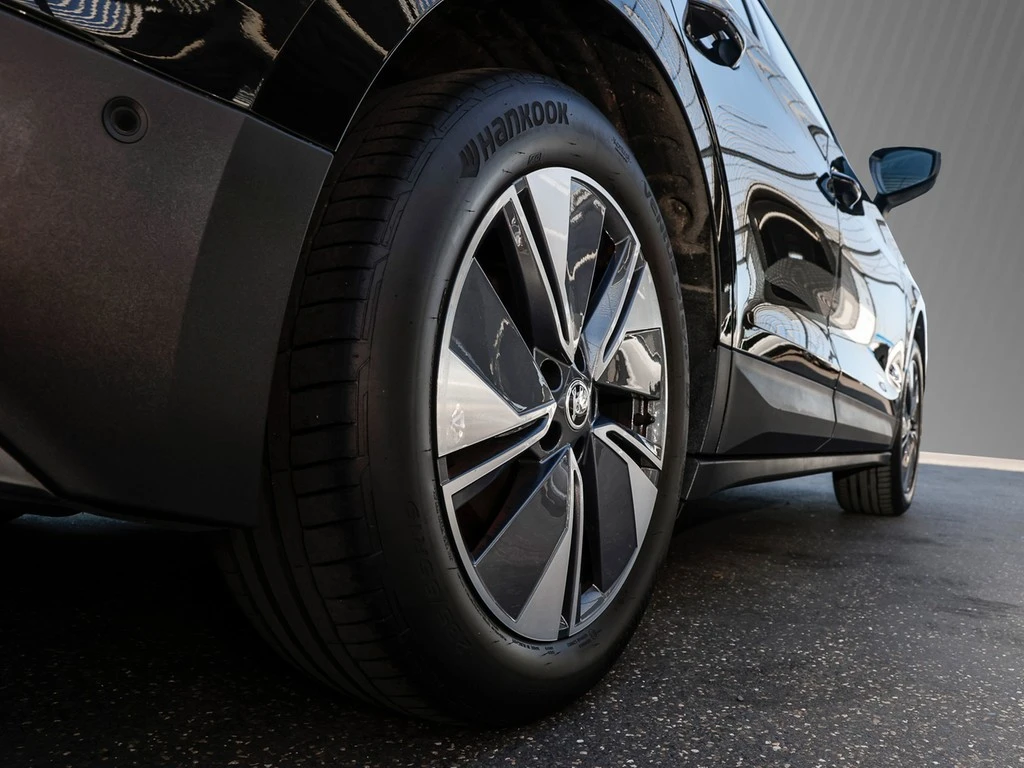 Škoda-Enyaq iV-image-4