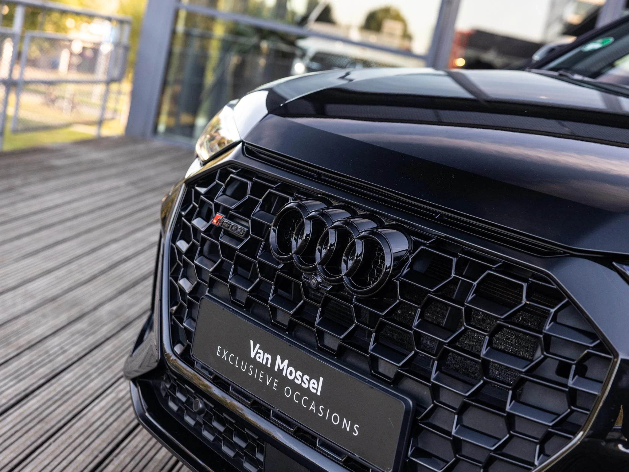 Audi-RSQ3-image-8
