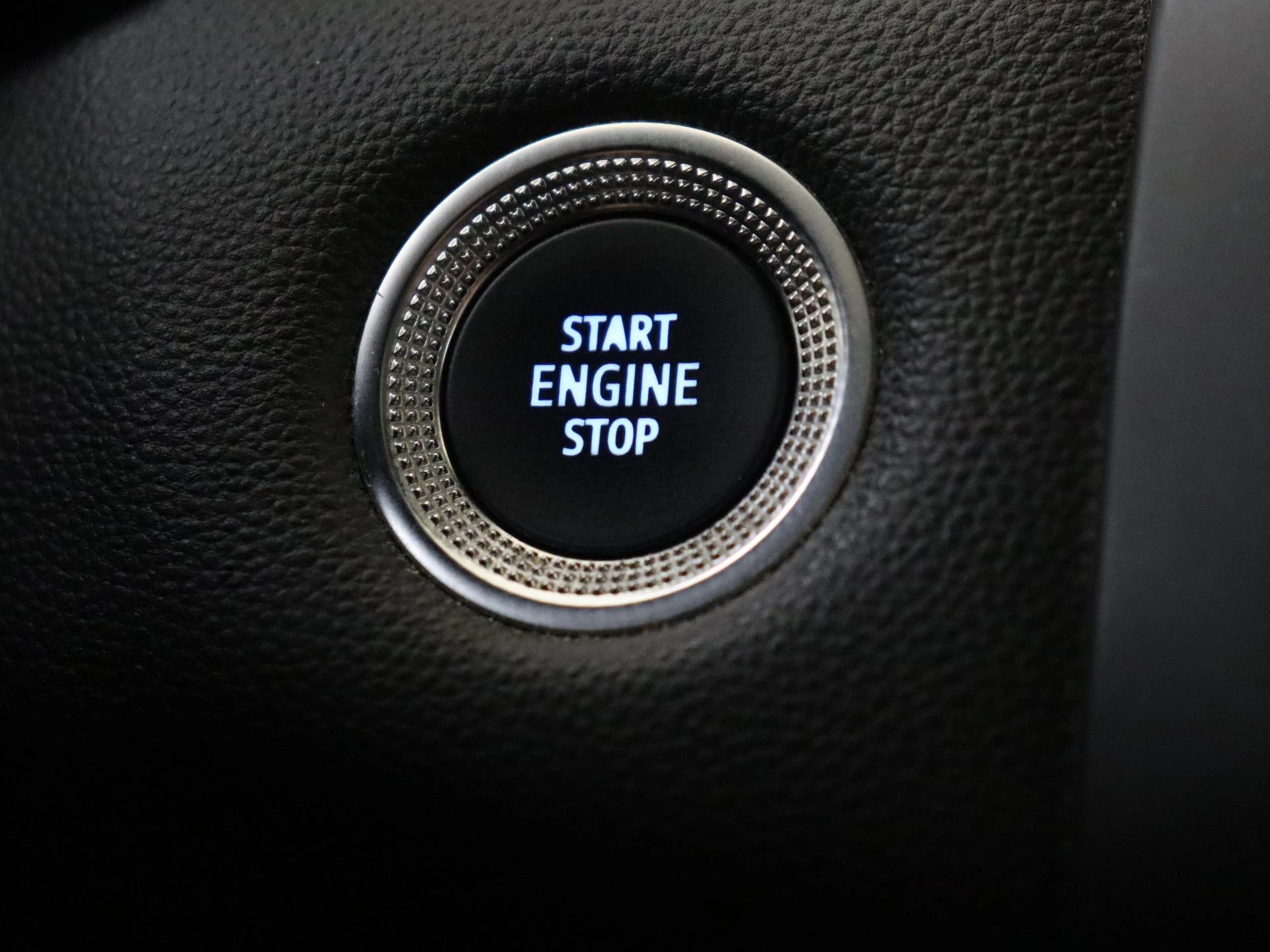 Renault-Captur-image-19