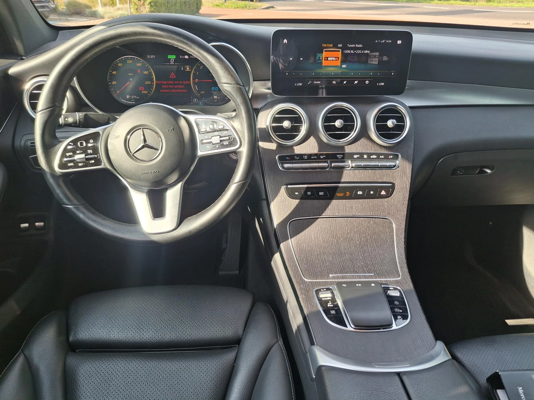 Mercedes-Benz-GLC-image-6
