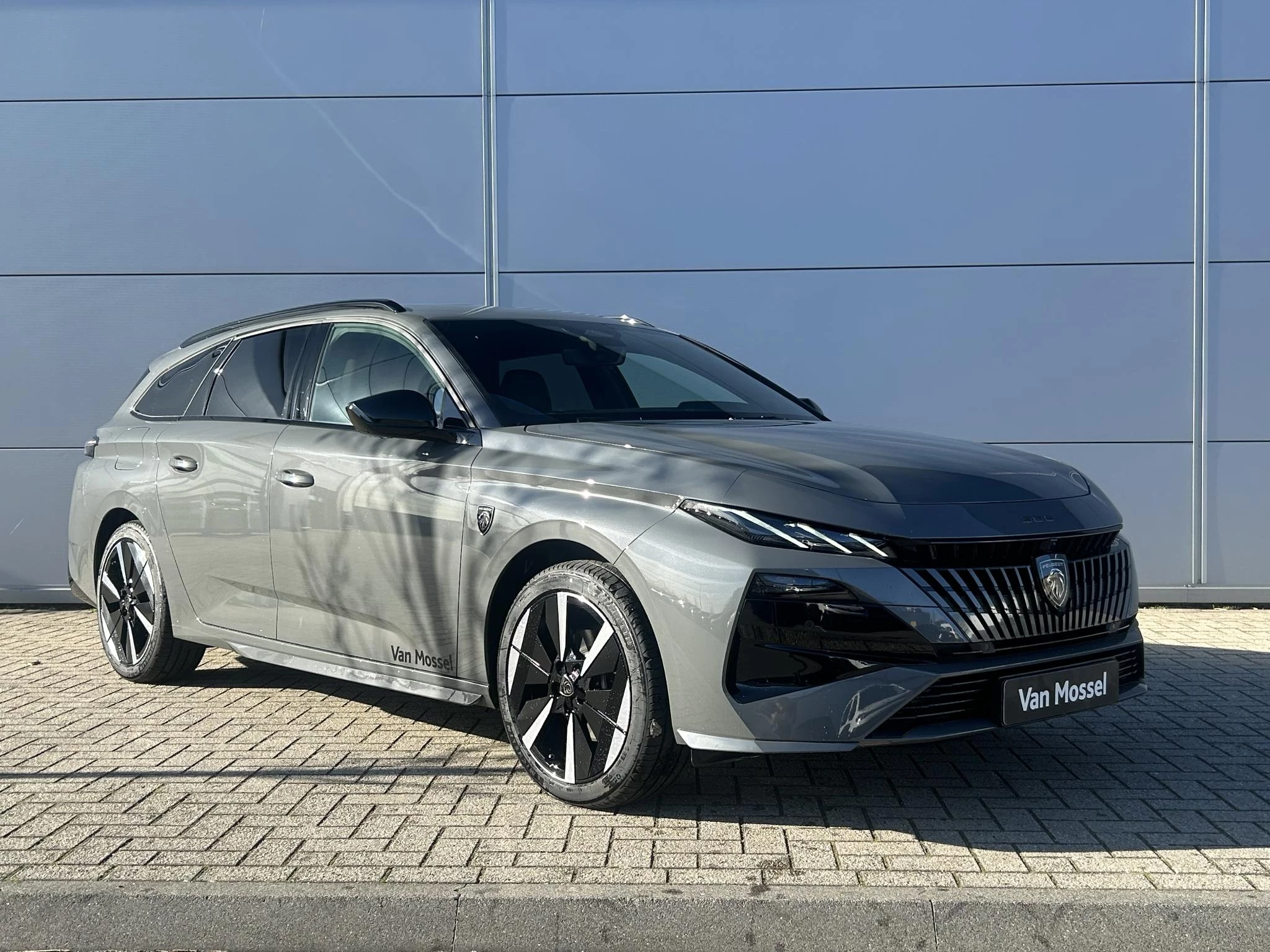 Peugeot-e-308-image-7