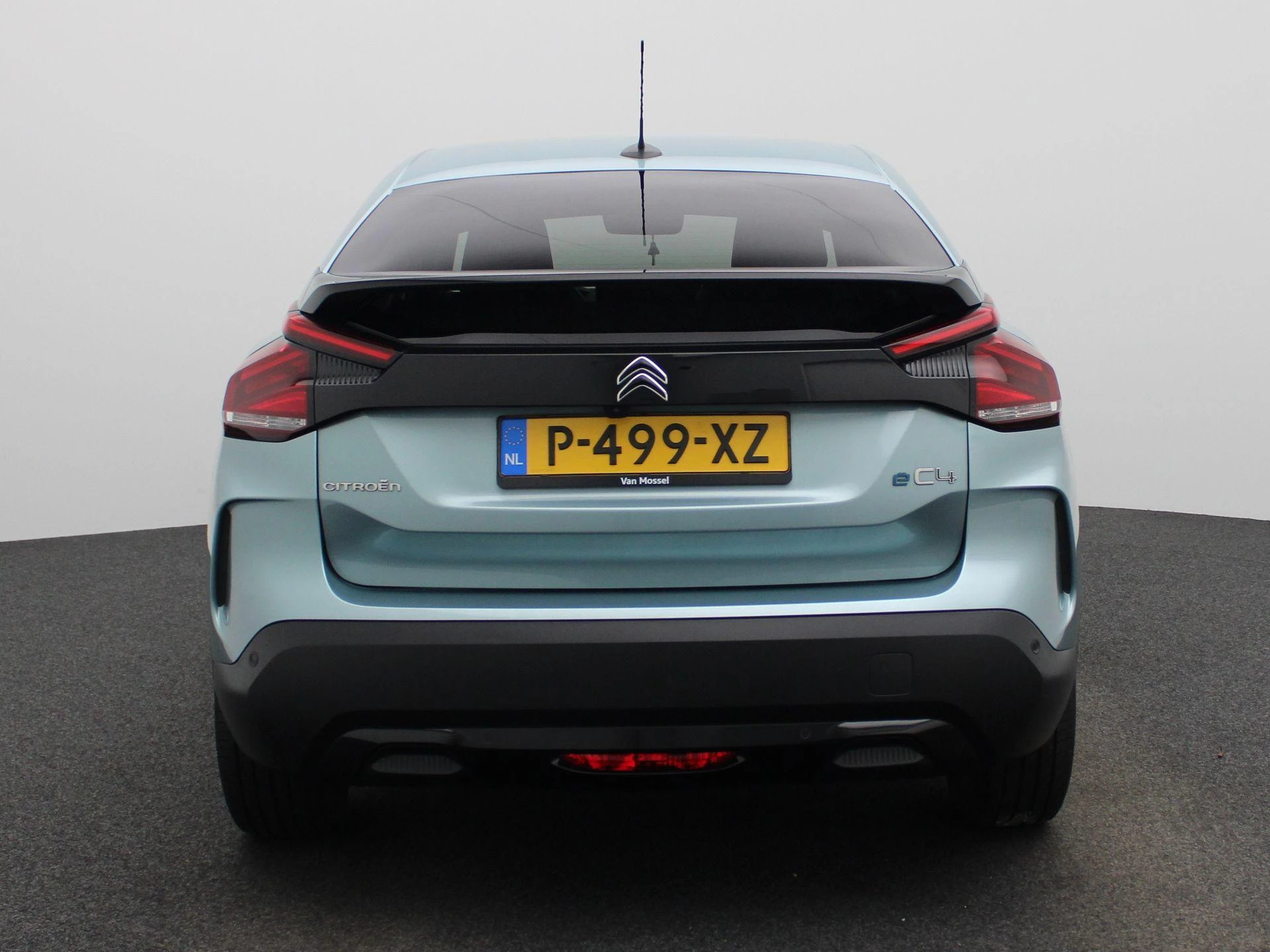 Citroën-ë-C4-image-4