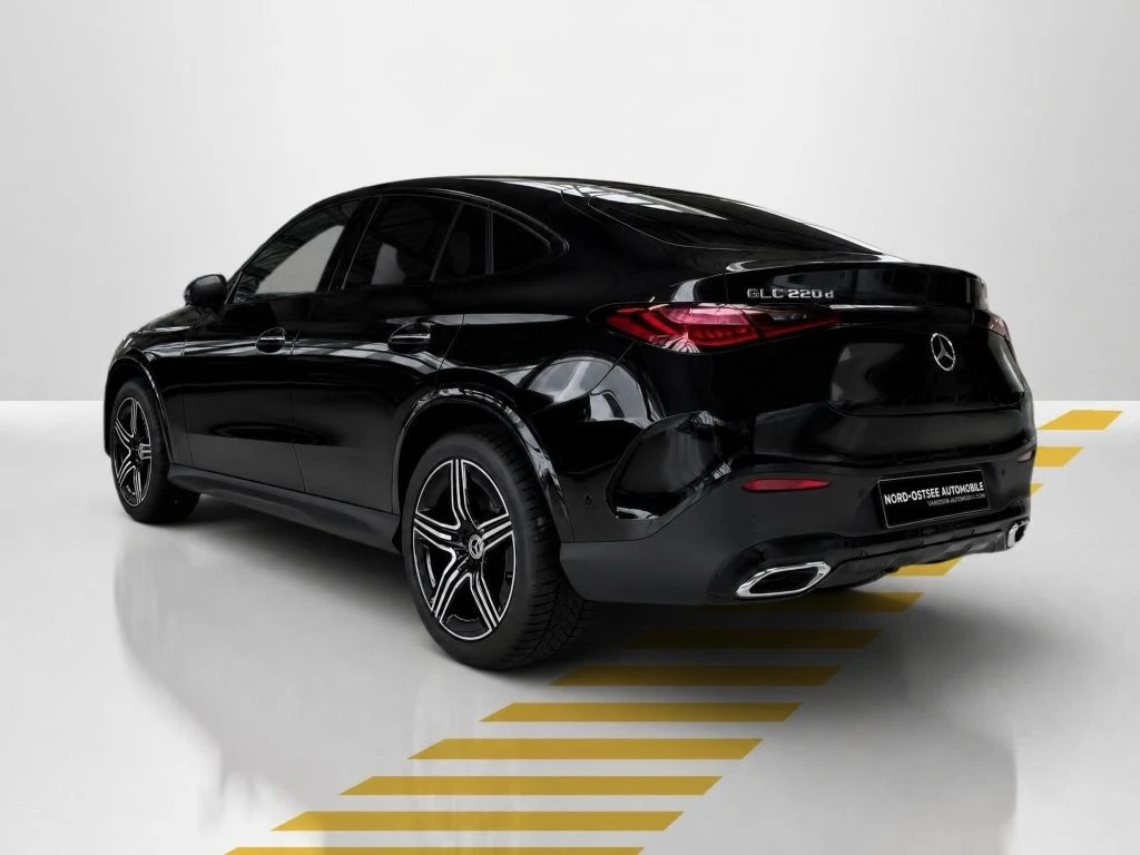 Mercedes-Benz-GLC 220 d-image-12