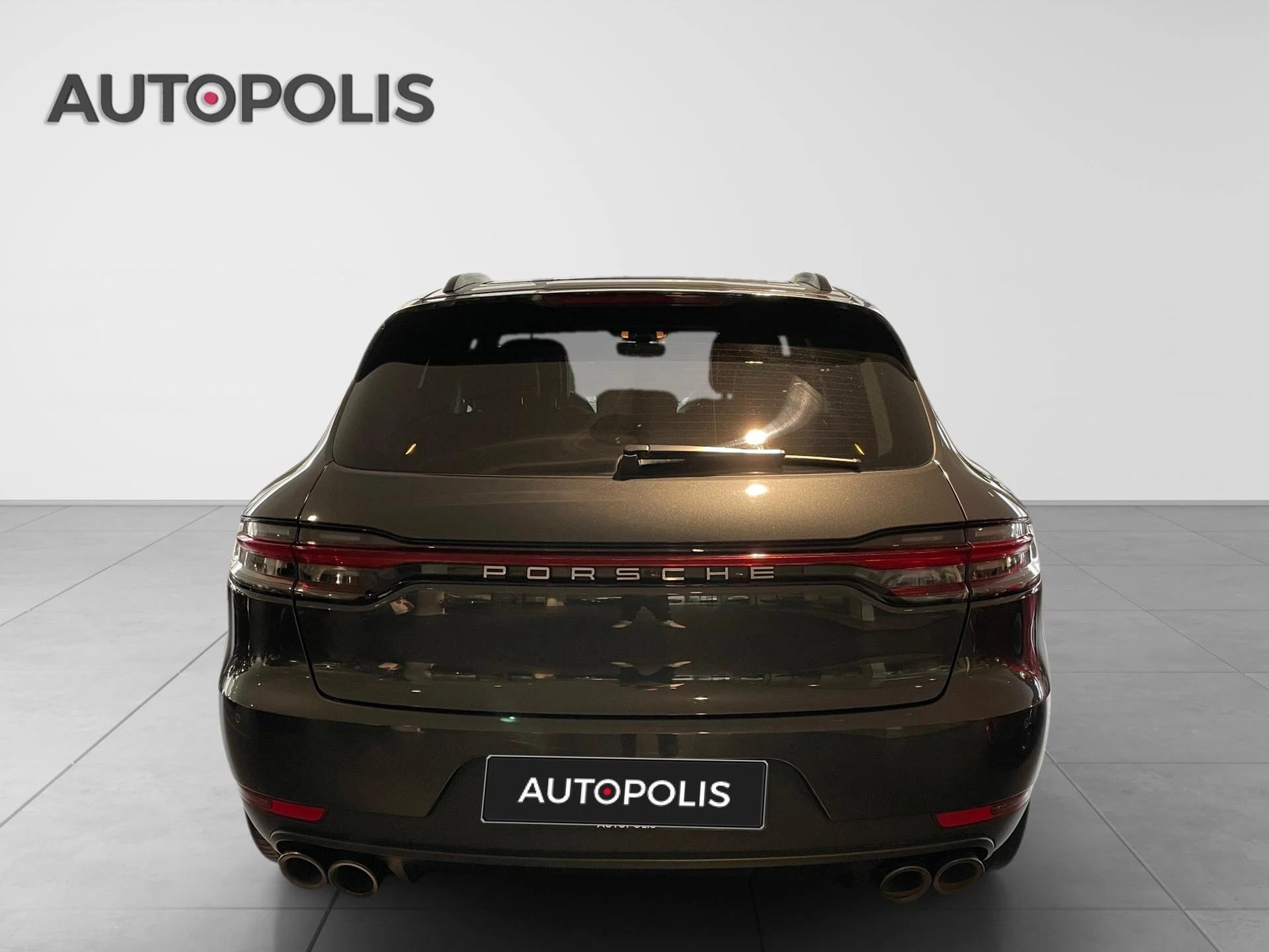 Porsche-Macan-image-16