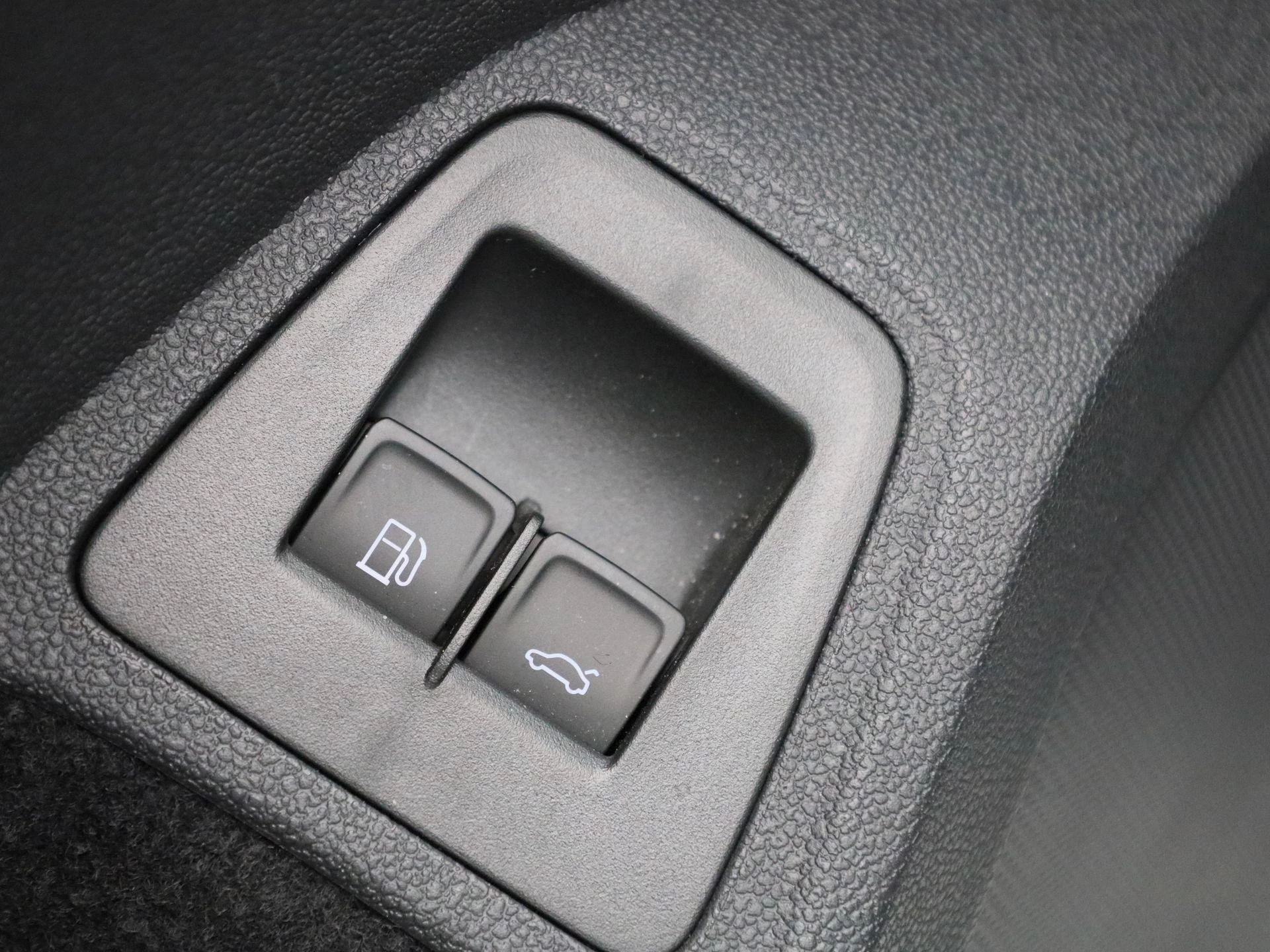 Volkswagen-Tiguan-image-44