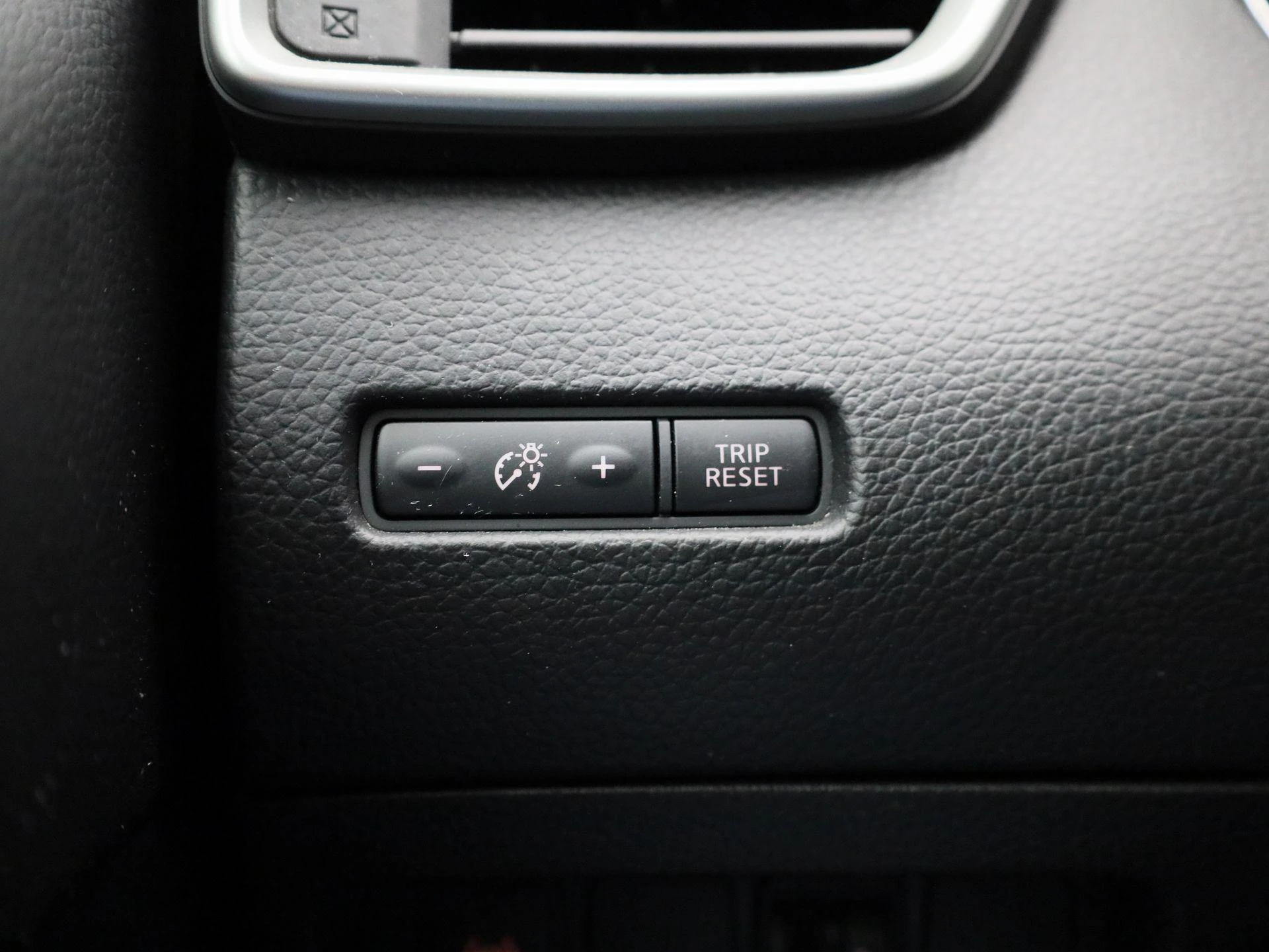 Nissan-QASHQAI-image-22