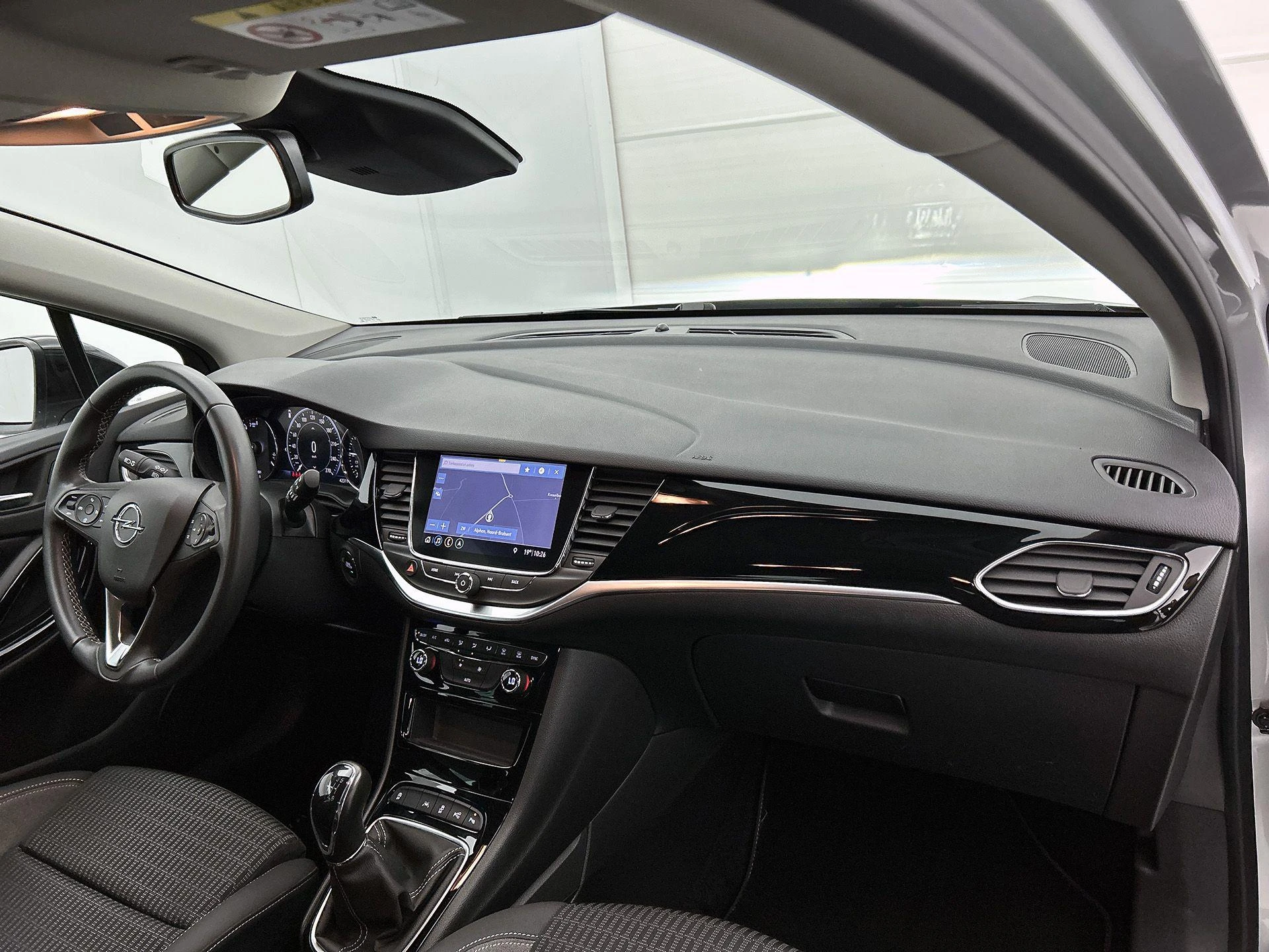 Opel-Astra-image-17