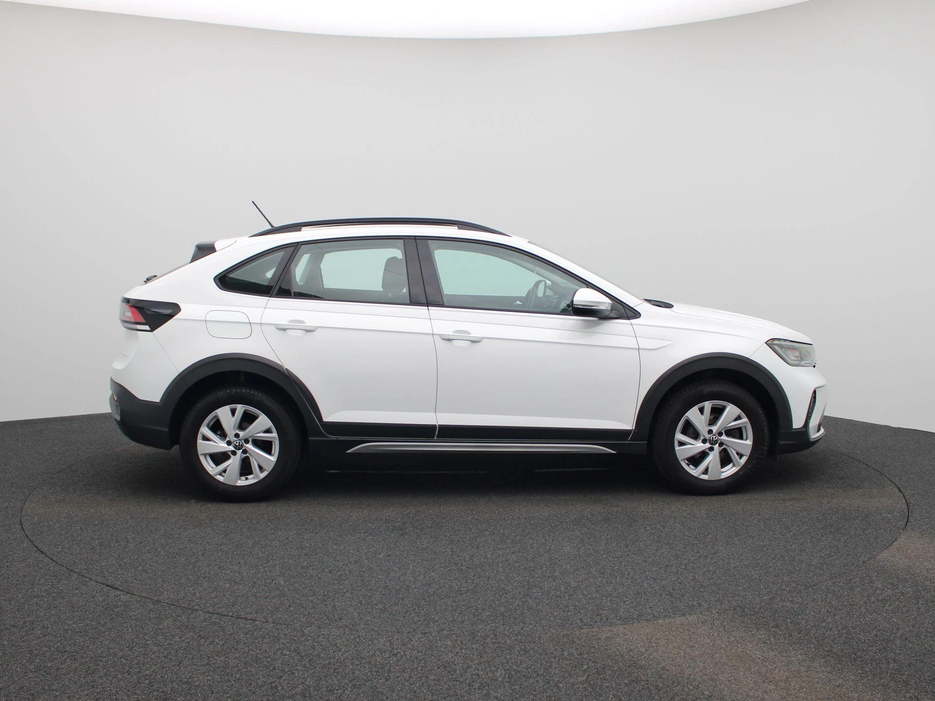Volkswagen-Taigo-image-5