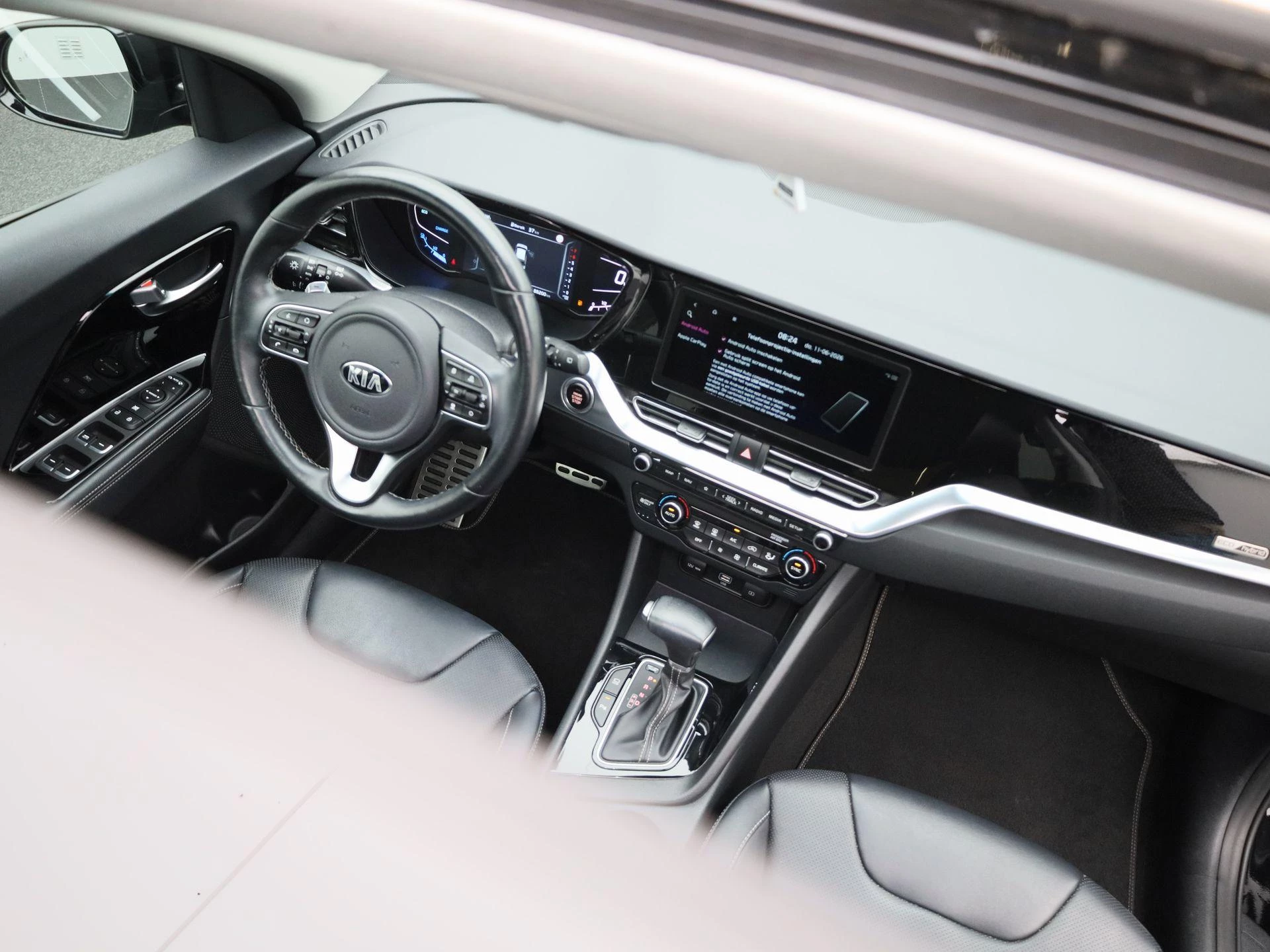 Kia-Niro-image-34