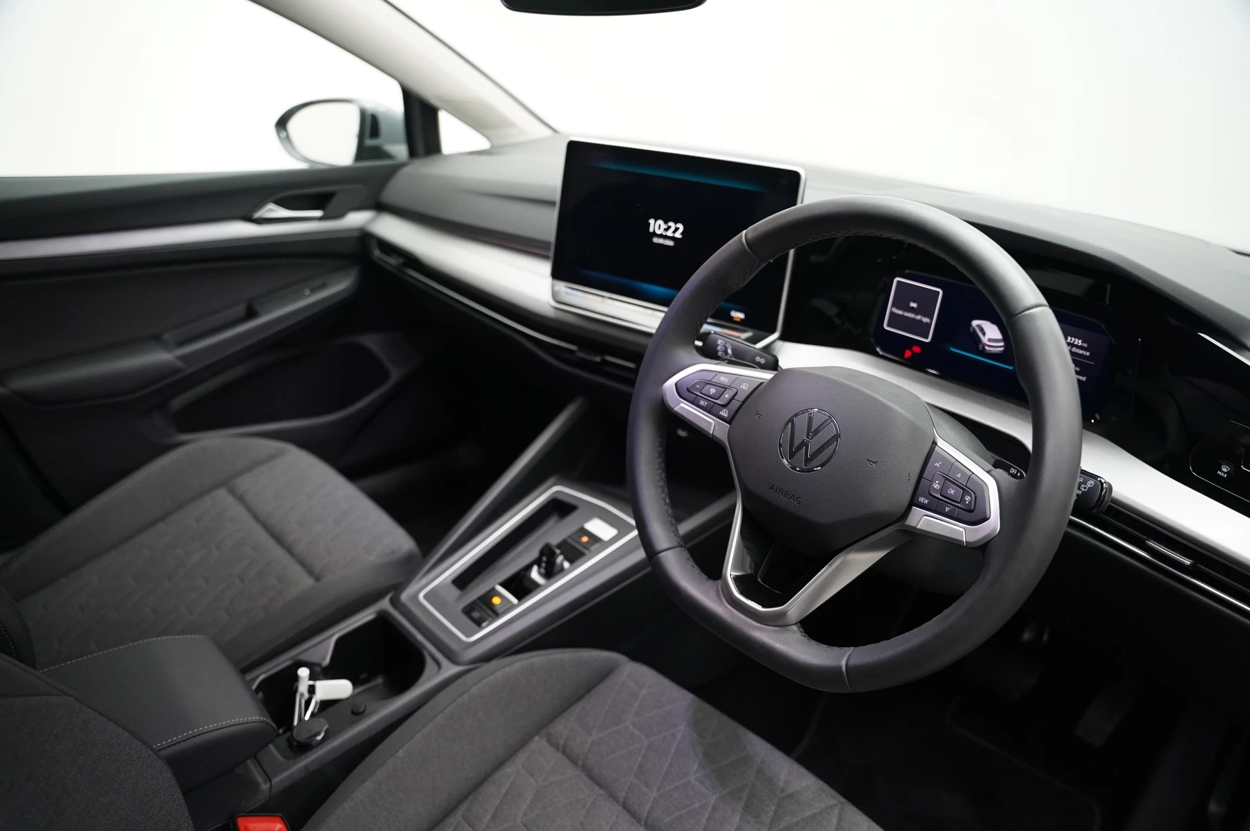 Volkswagen-Golf-image-5
