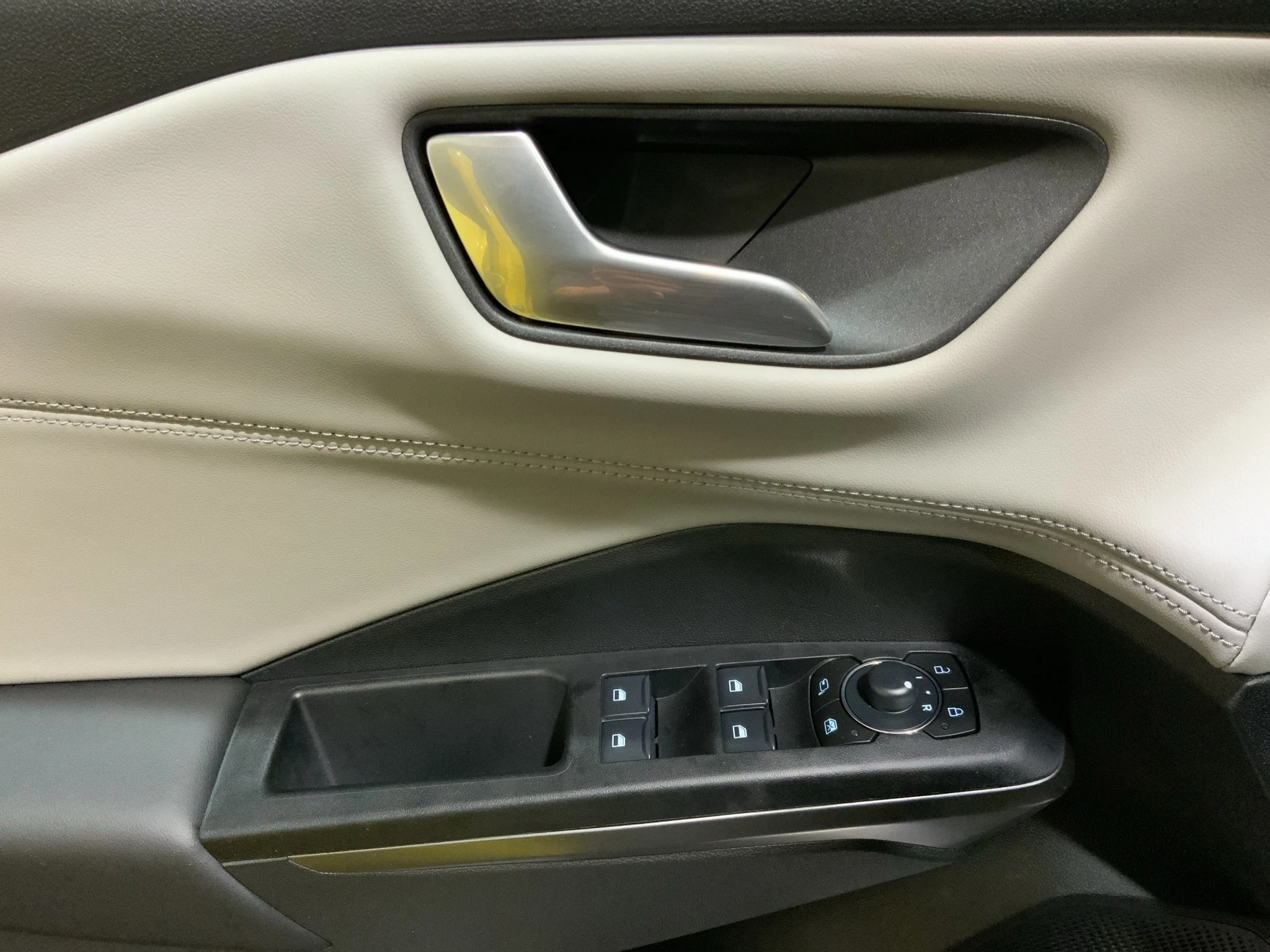Ford-Puma Gen-E-image-14