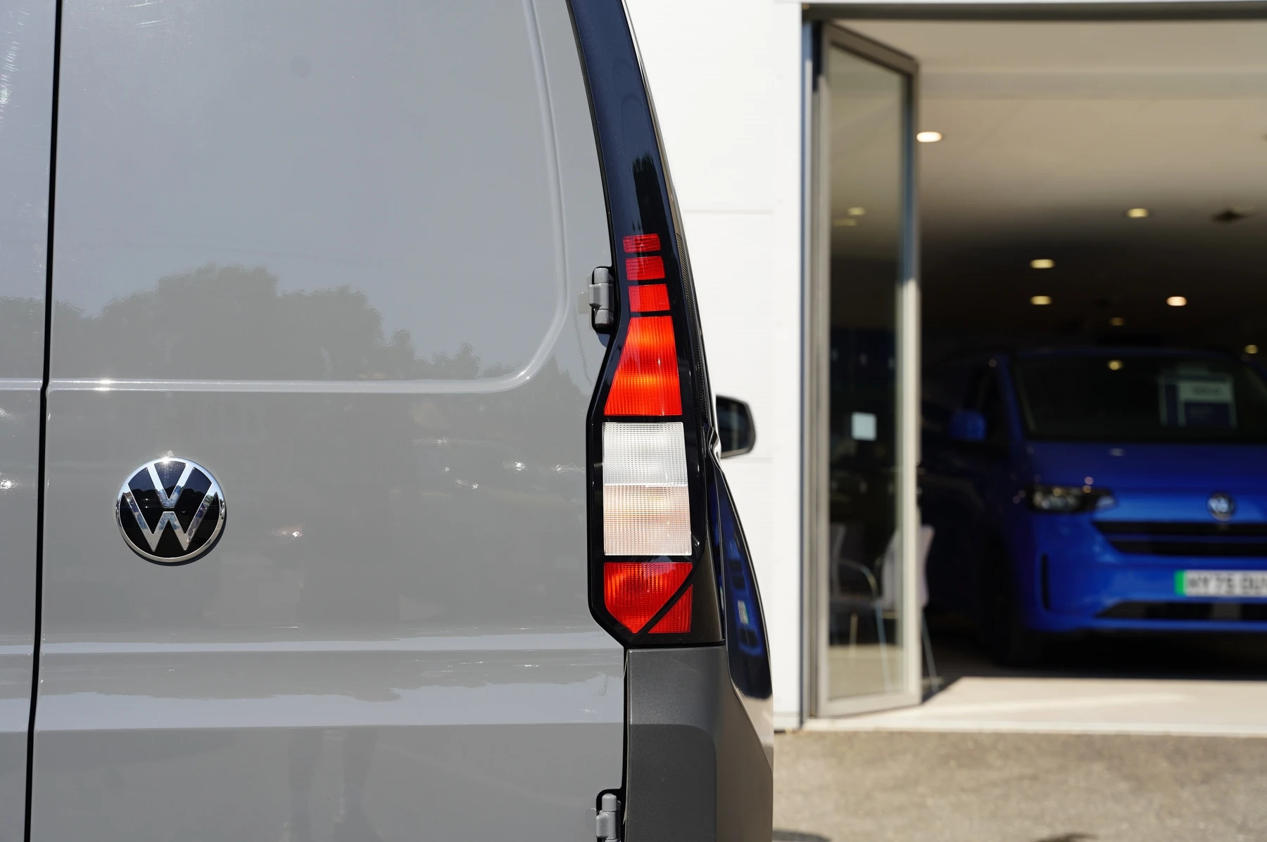 Volkswagen-Caddy-image-30