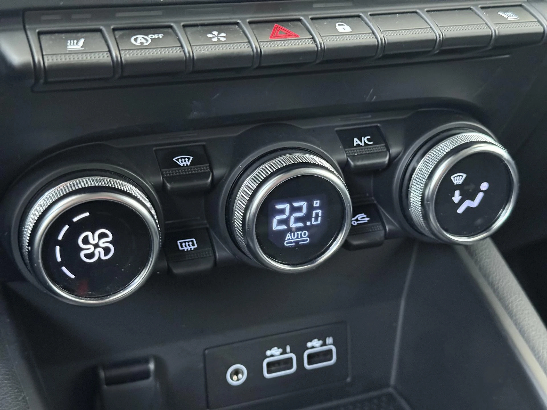 Renault-Captur-image-18
