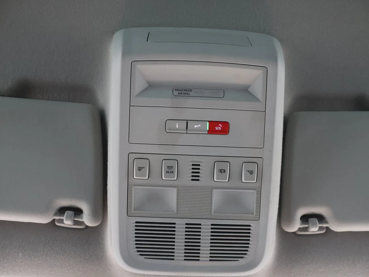 Volkswagen-Transporter-image-23