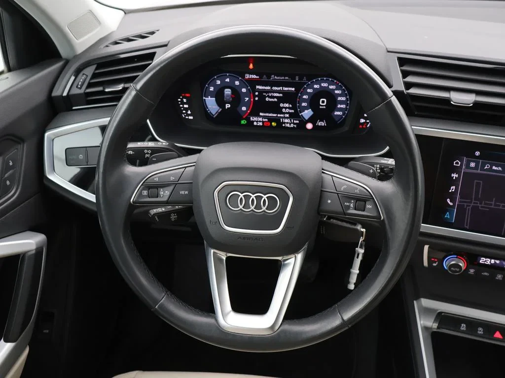 Audi-Q3-image-12