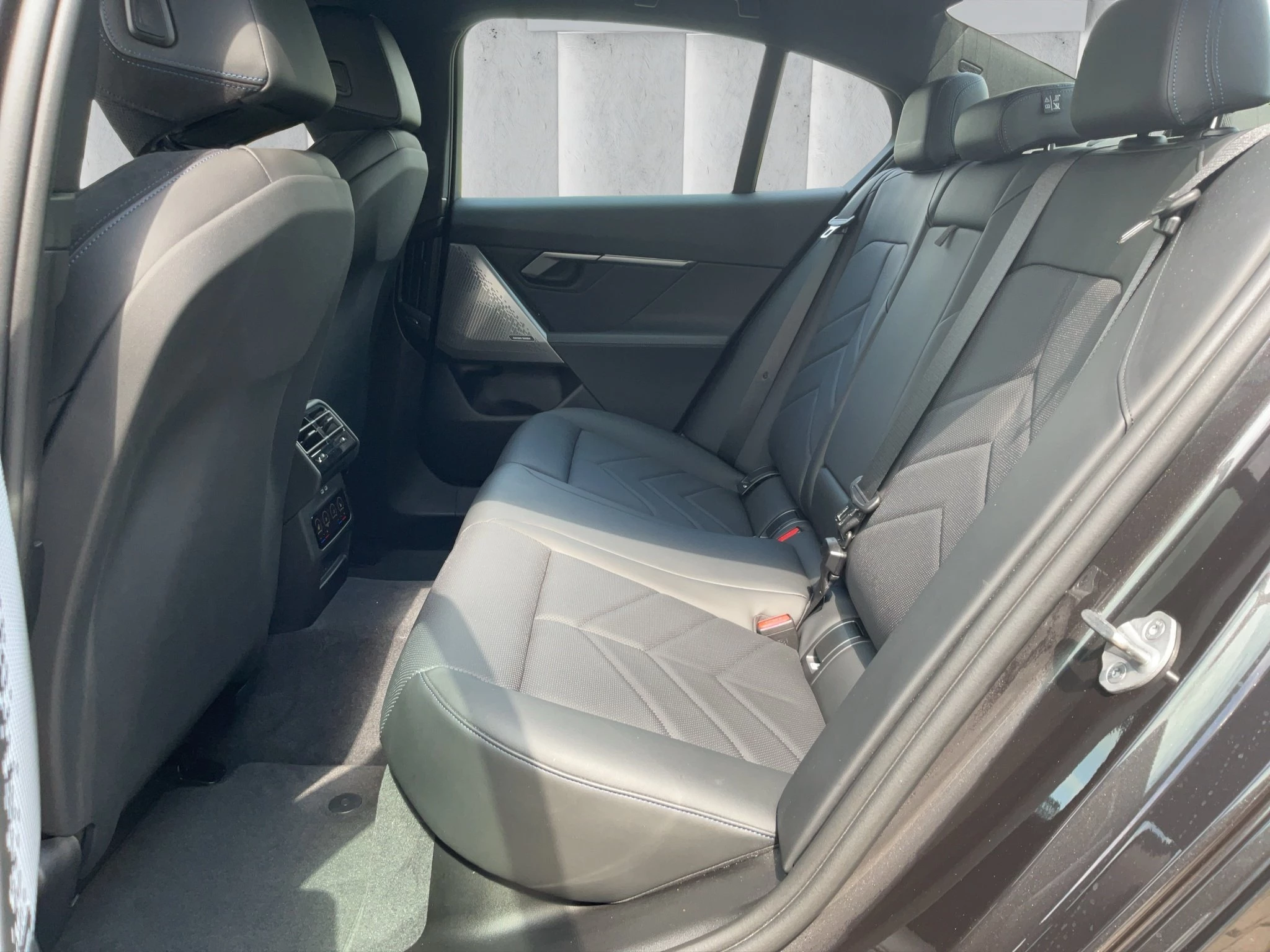 BMW 5er Reihe 550e xDrive M Sport . Driving Prof