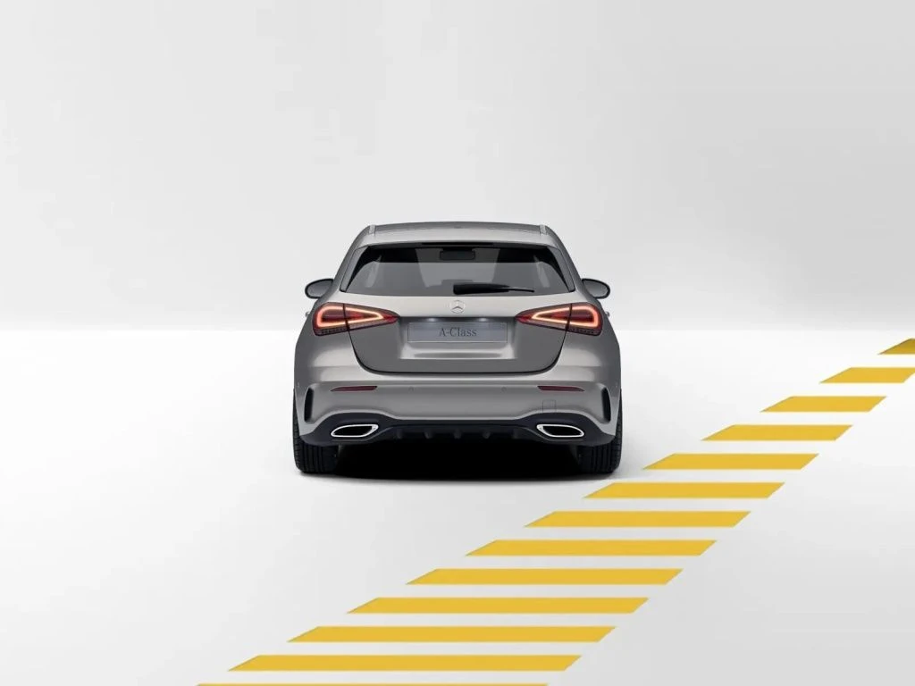 Mercedes-Benz-A-Klasse 250-image-5