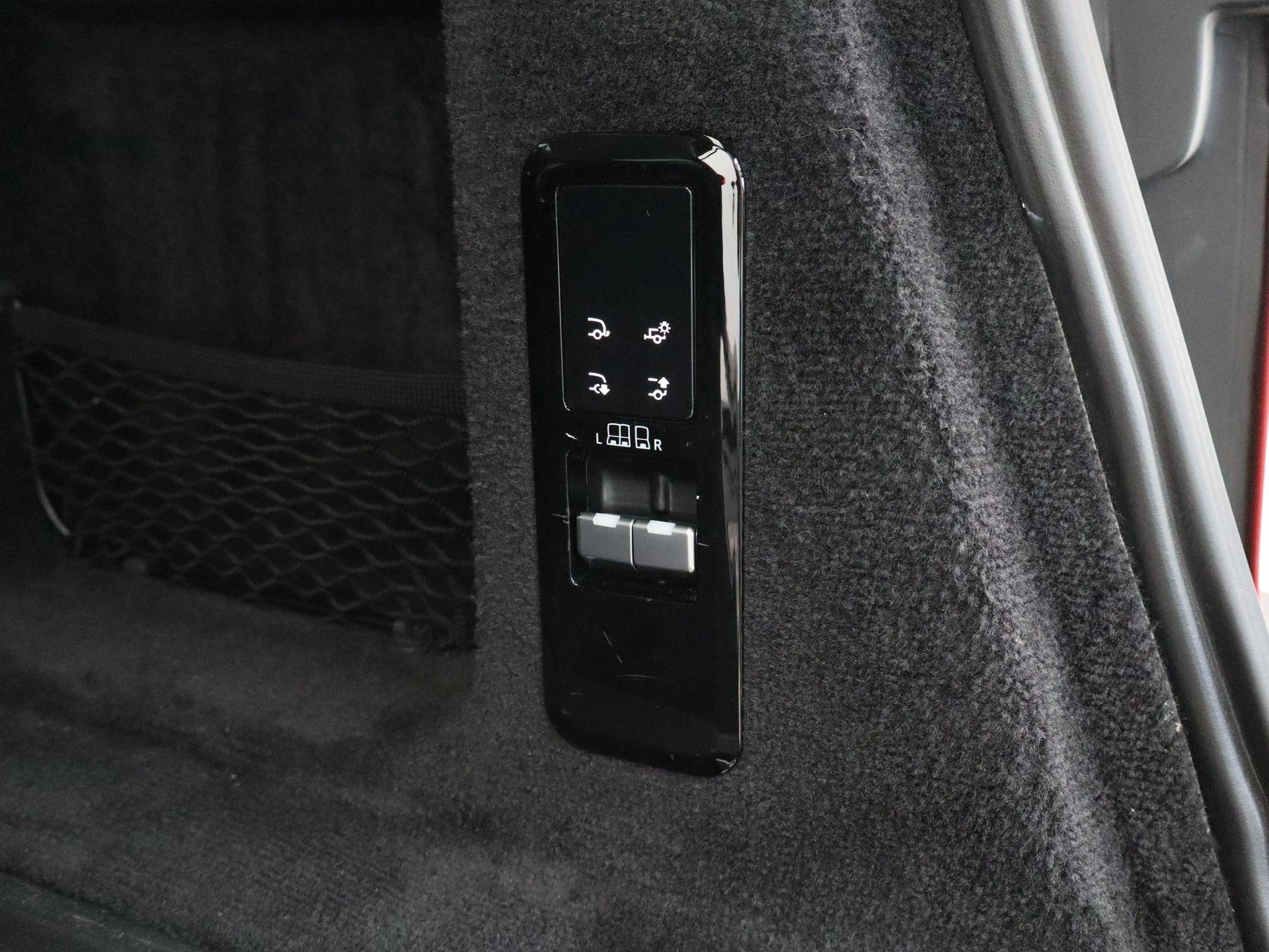 Land Rover-Range Rover Sport-image-34