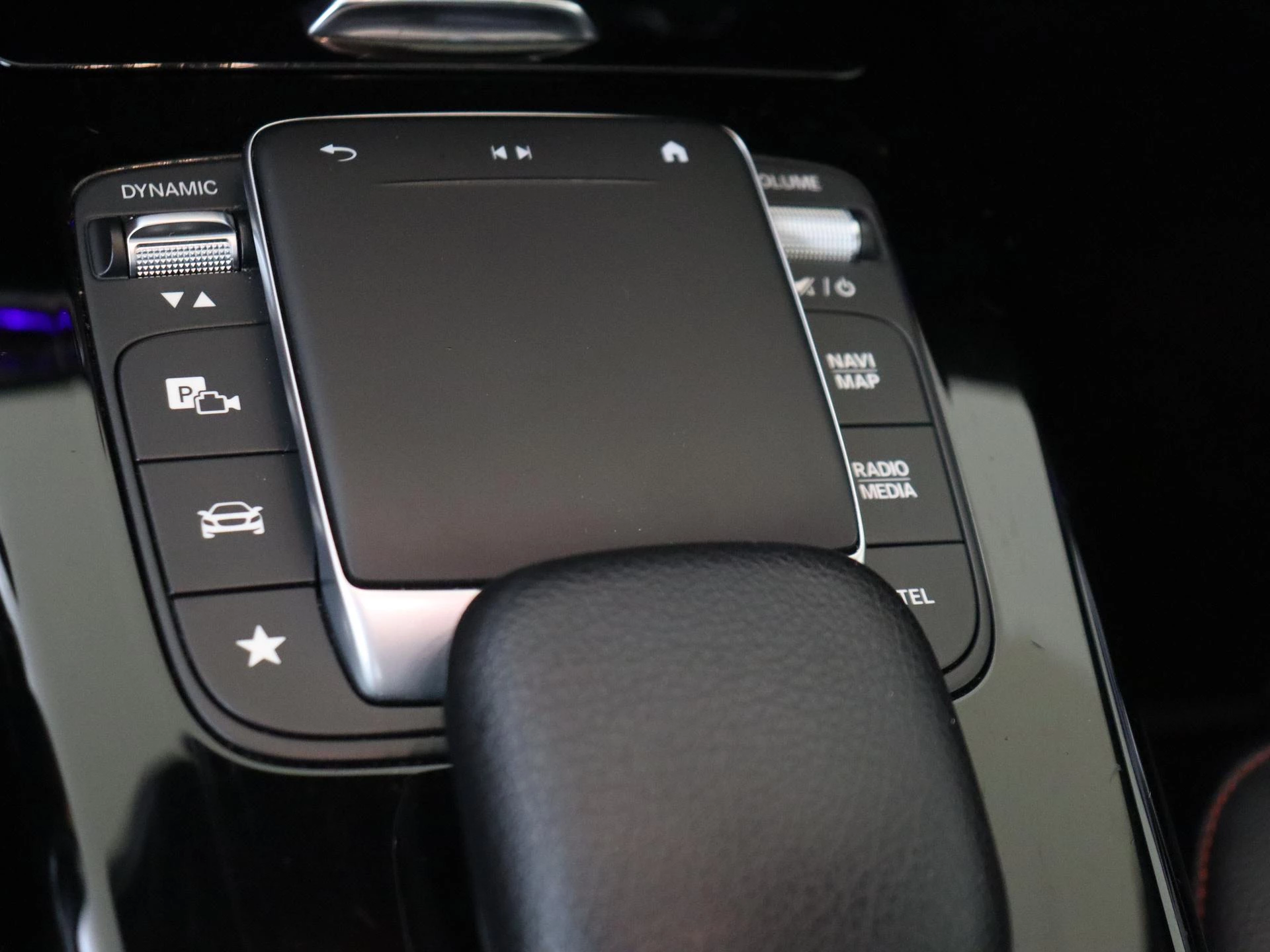 Mercedes-Benz A-Klasse 200 Business Solution AMG