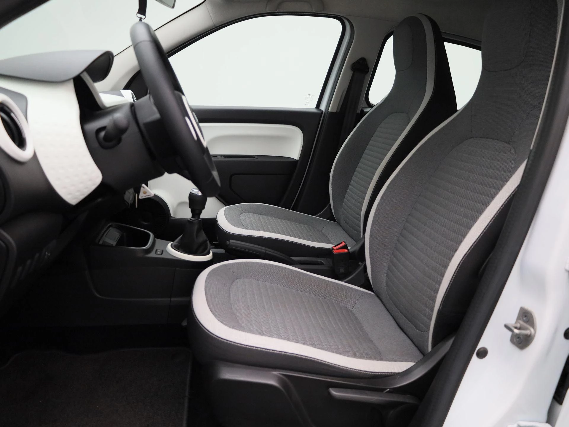 Renault-Twingo-image-7