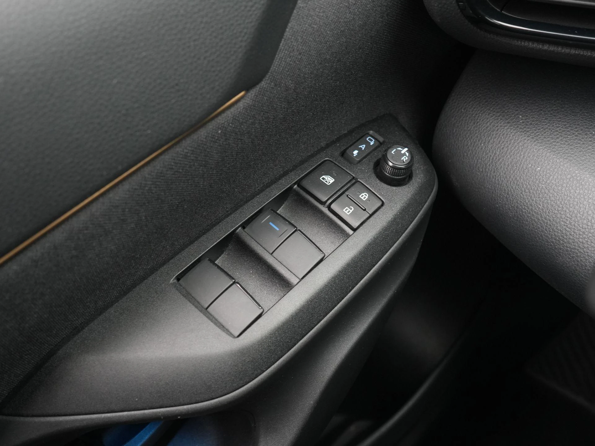 Toyota-Yaris Cross-image-31