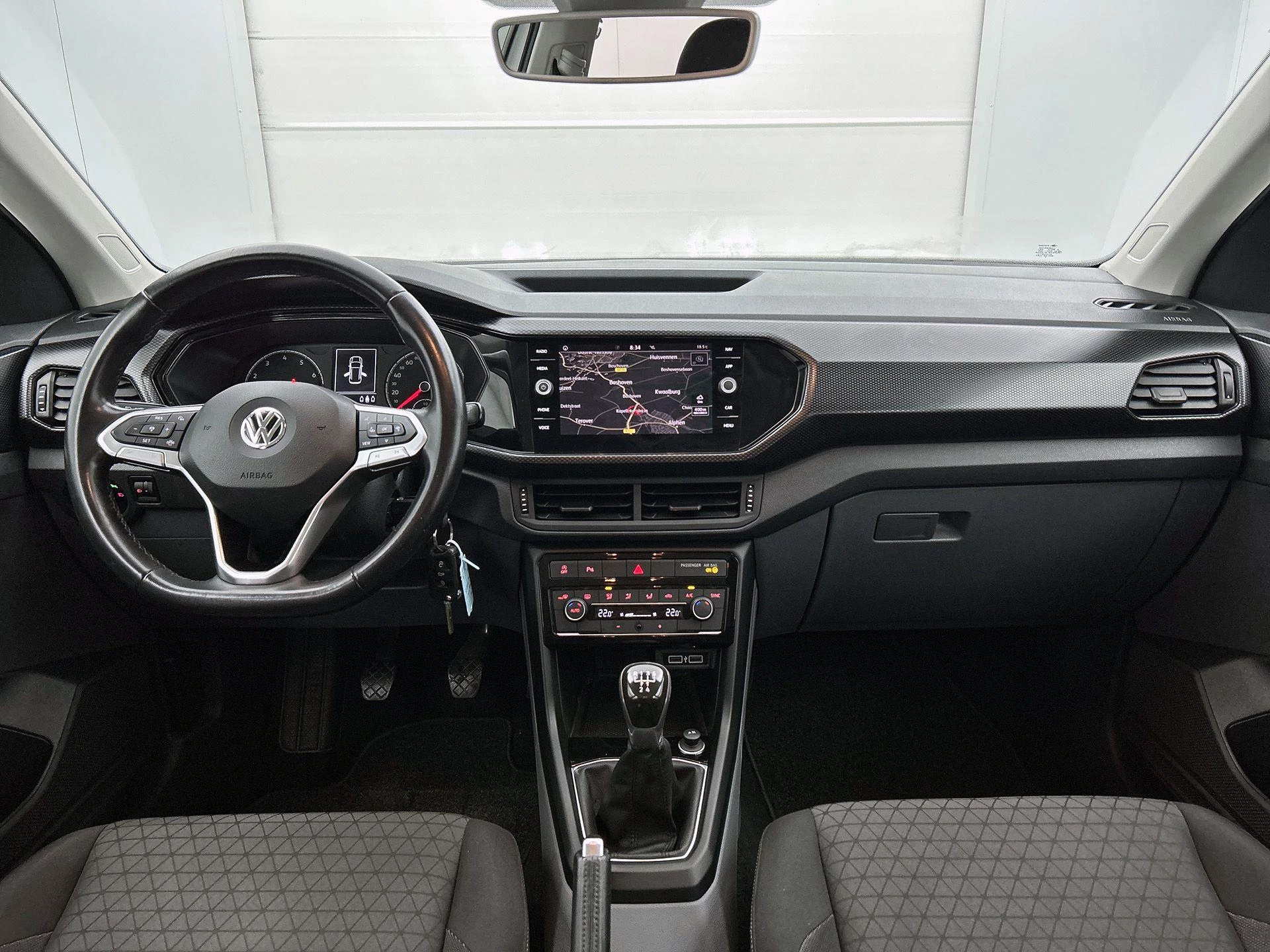 Volkswagen-T-Cross-image-19