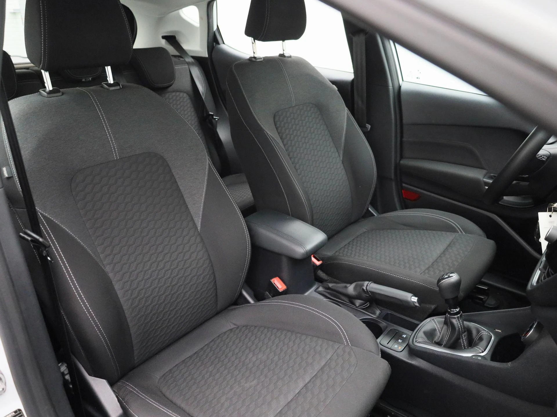 Ford-Fiesta-image-31
