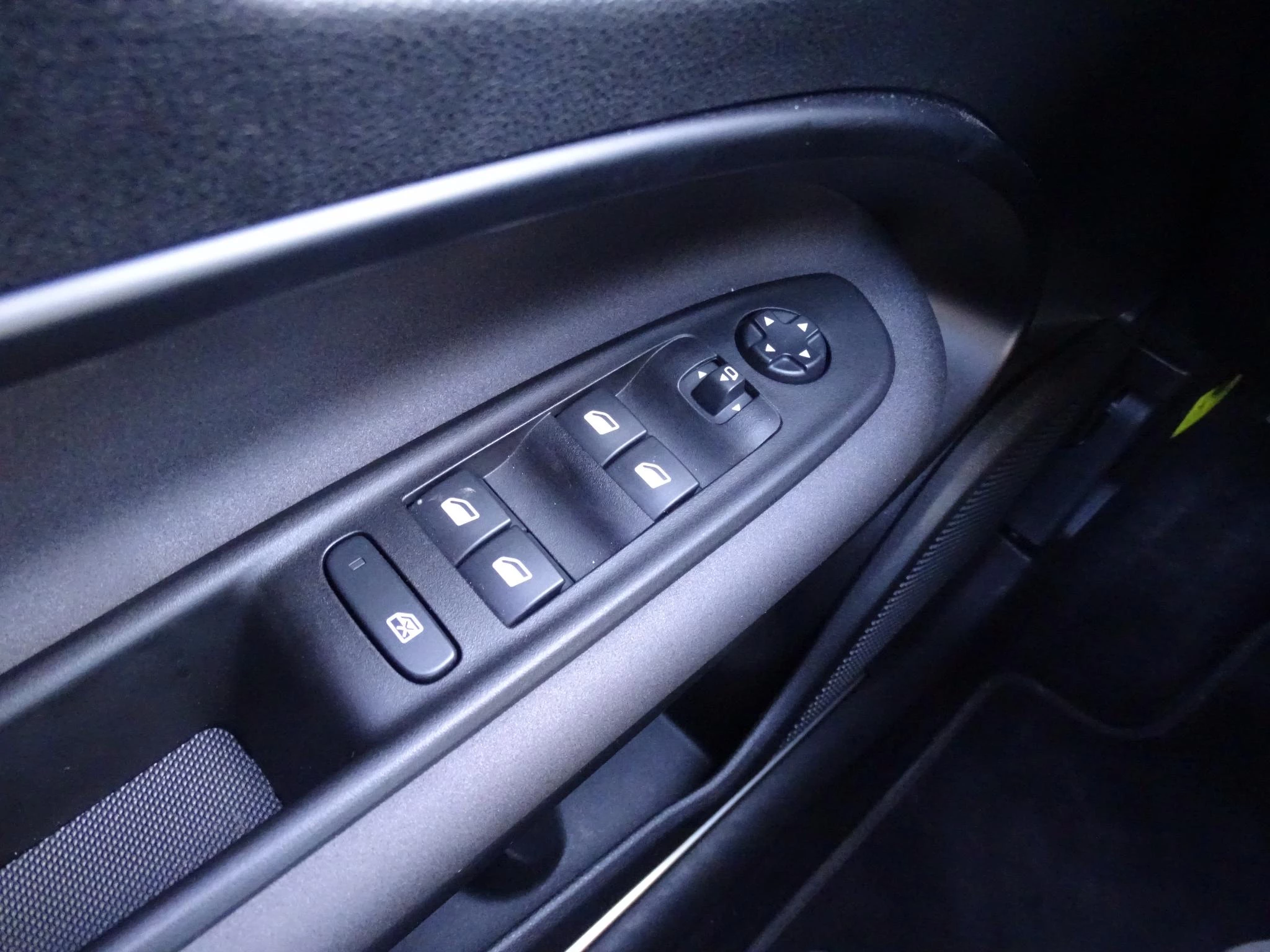 Alfa Romeo Junior 1.2 Hybrid 145 eDCT6 Ibrida Speciale