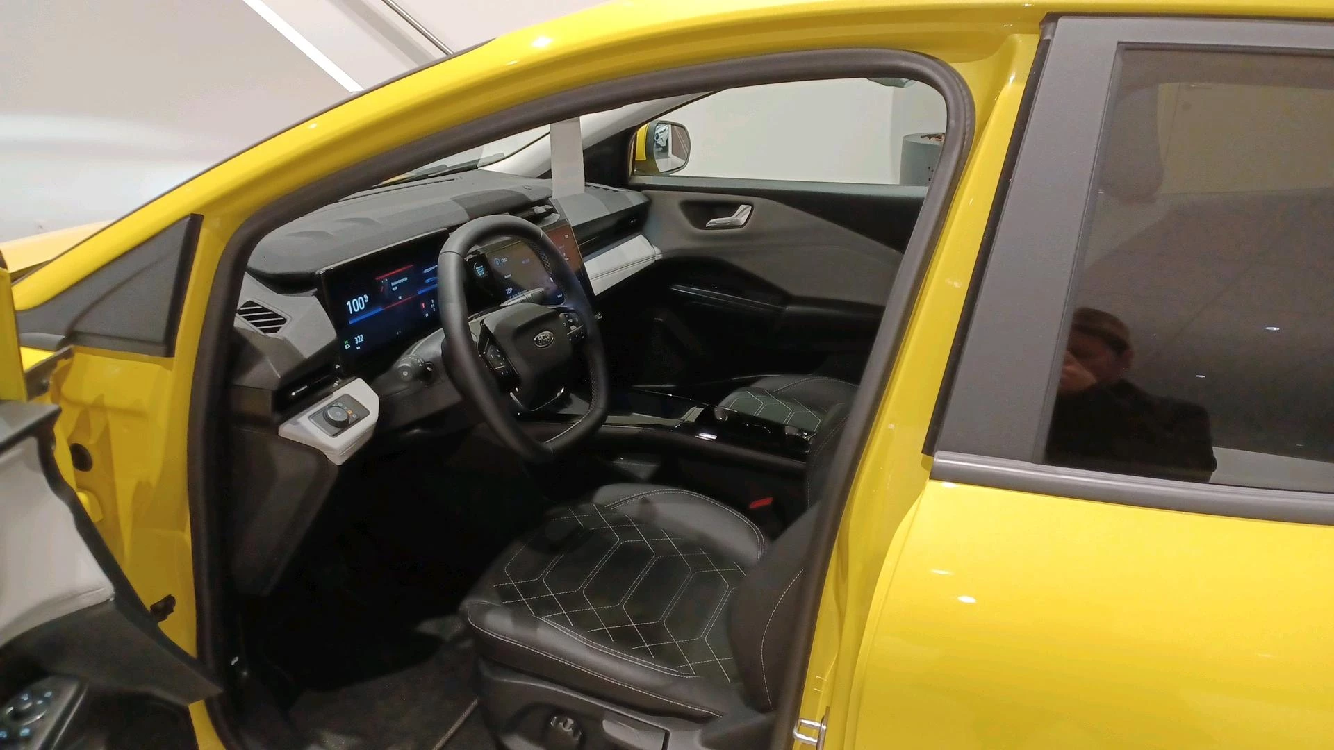 Ford Puma Gen-E 43kWh Premium|360°|Winterpack|Range 376km